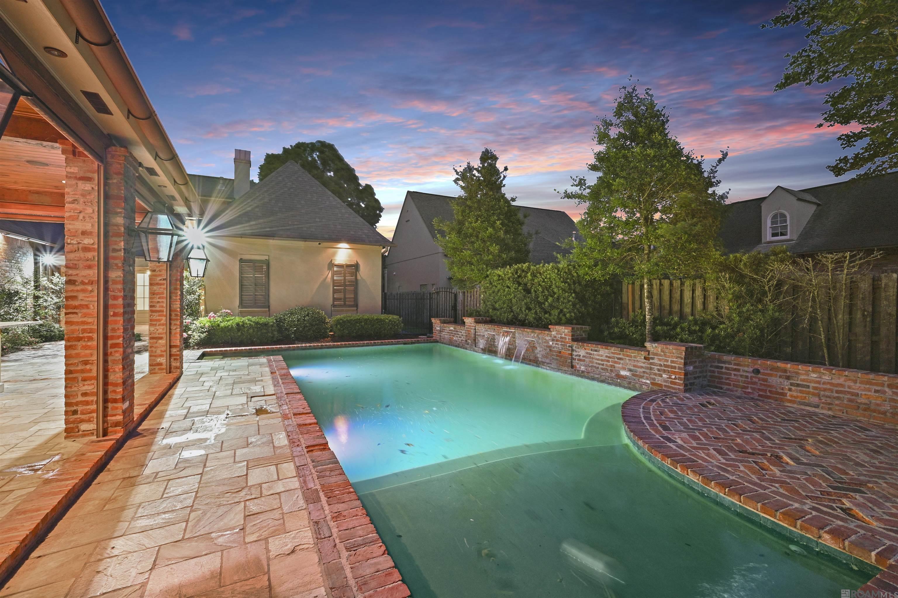 15236 Campanile Ct