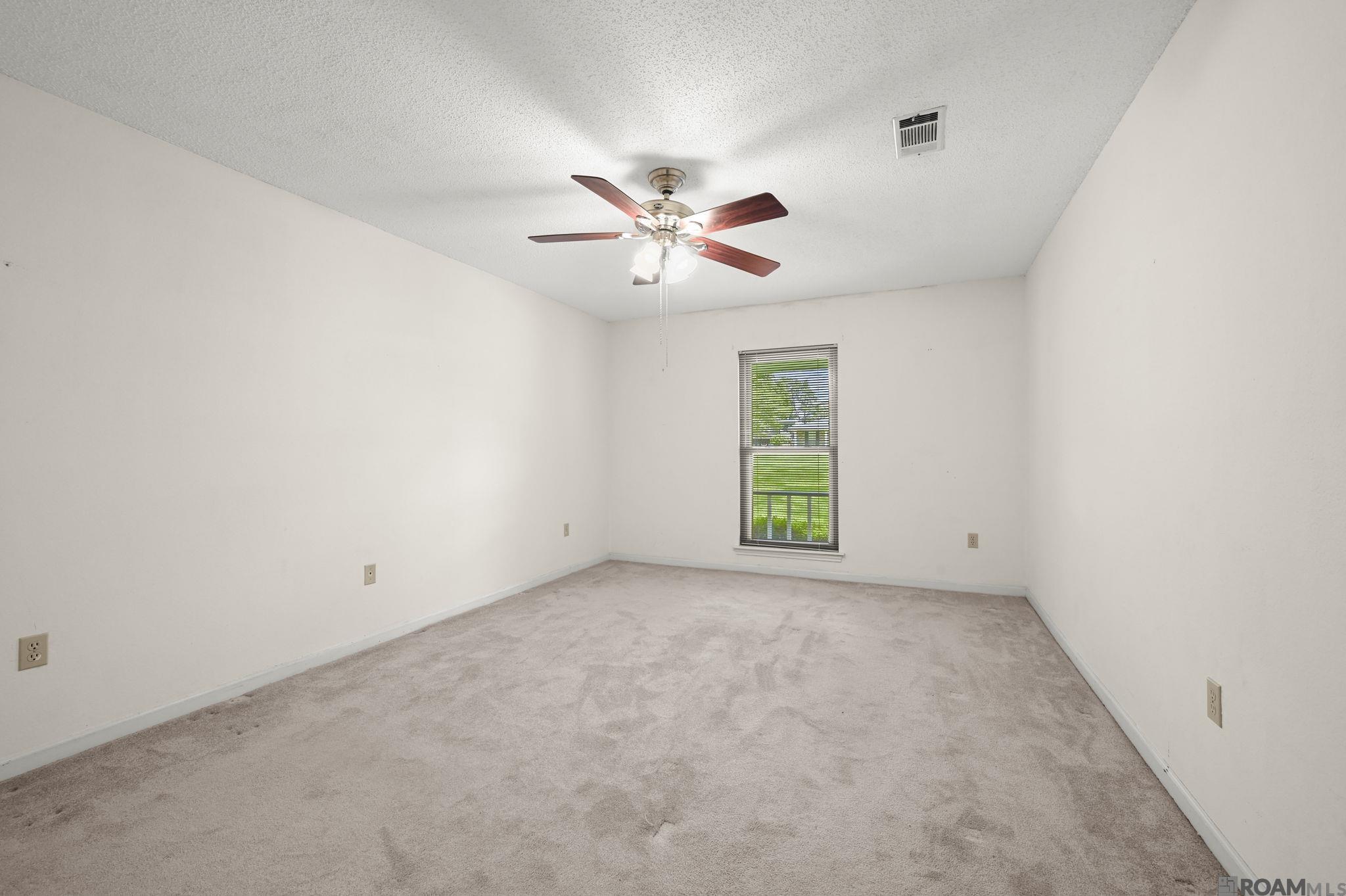 11116 Suncrest Ave