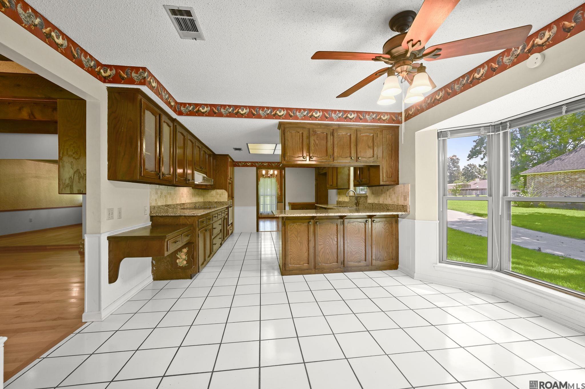 11116 Suncrest Ave