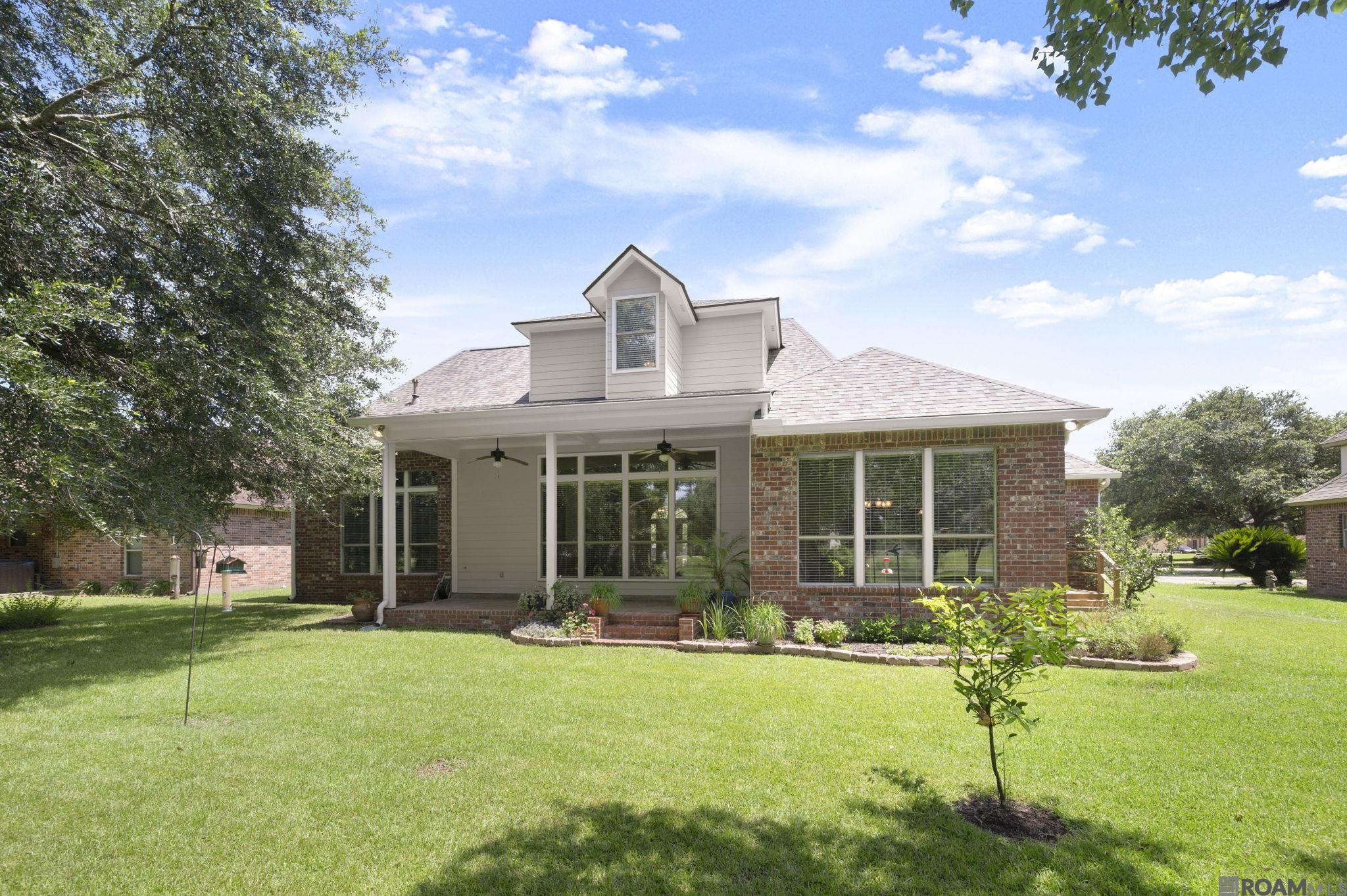 35390 Oakcrest Dr