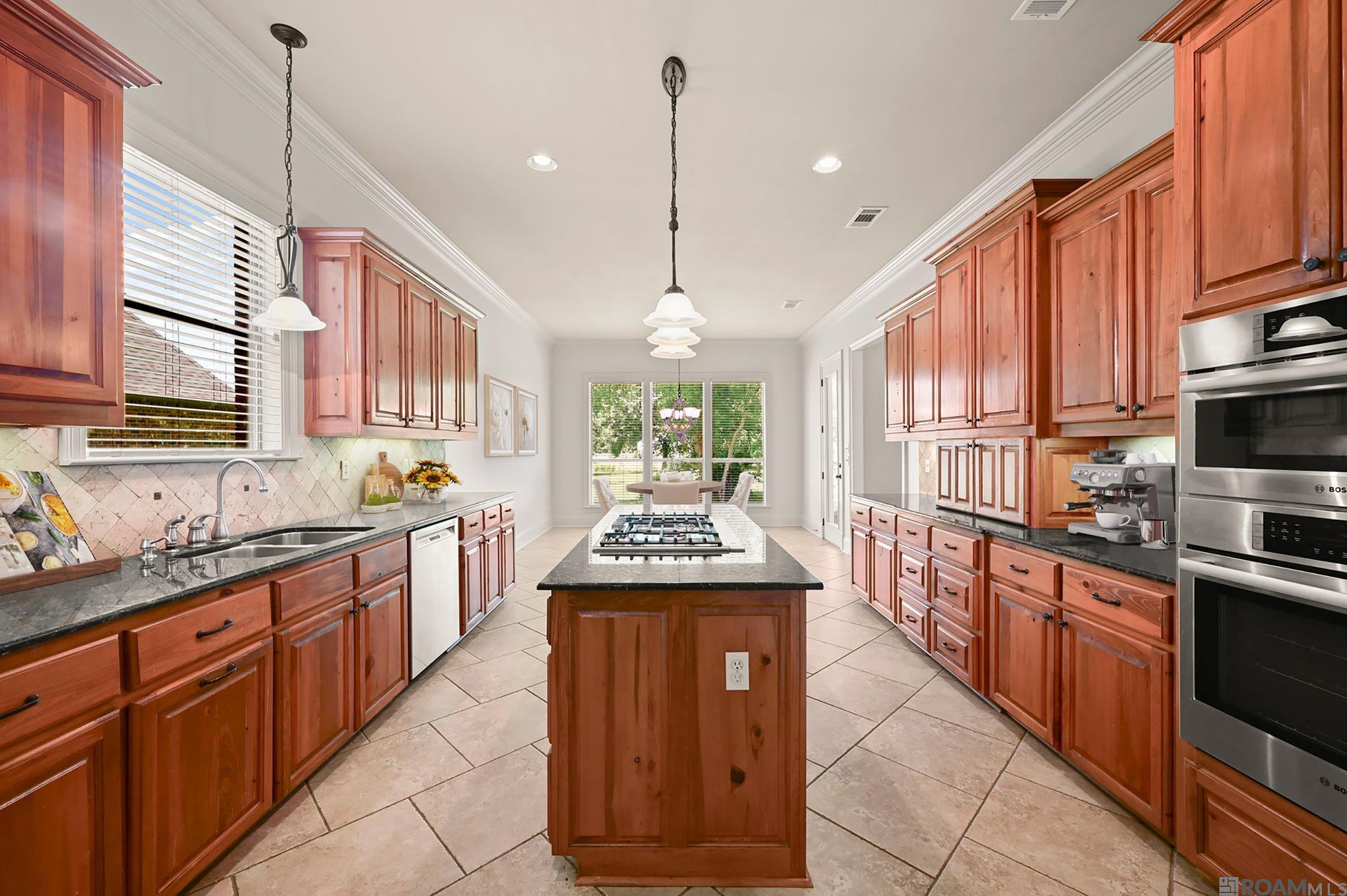 35390 Oakcrest Dr