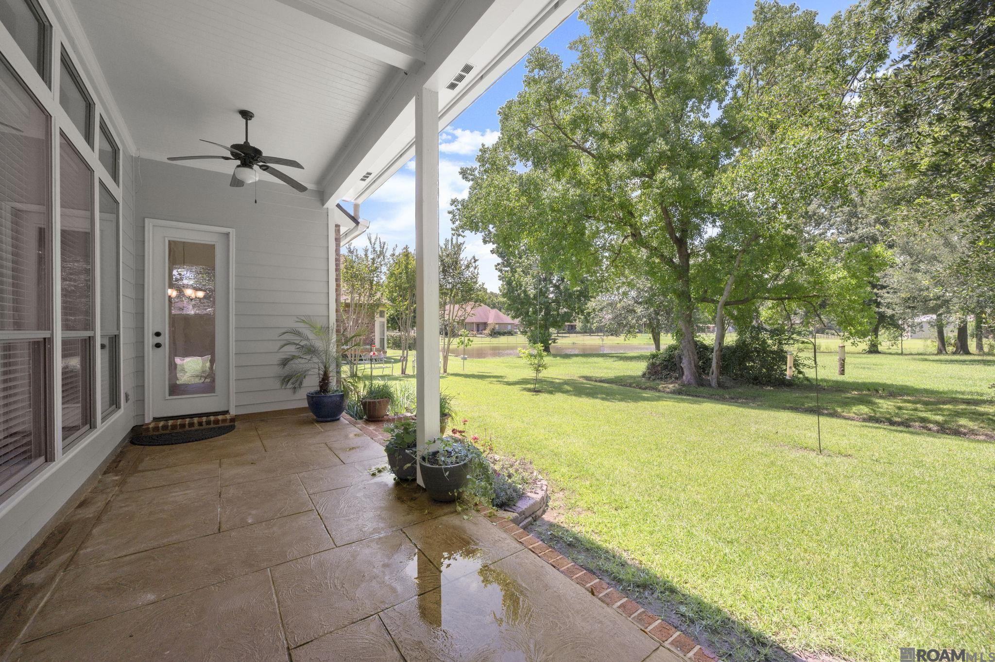35390 Oakcrest Dr