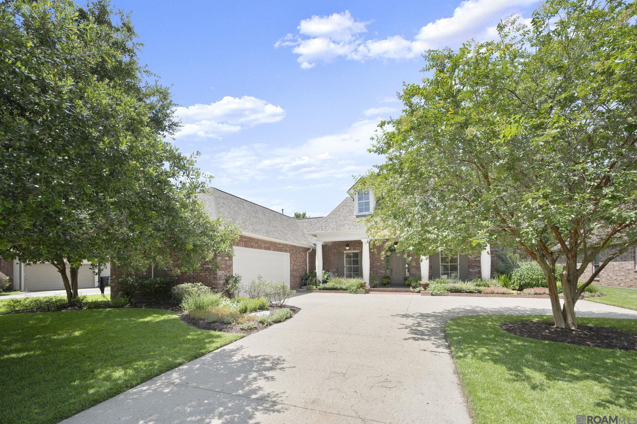 35390 Oakcrest Dr