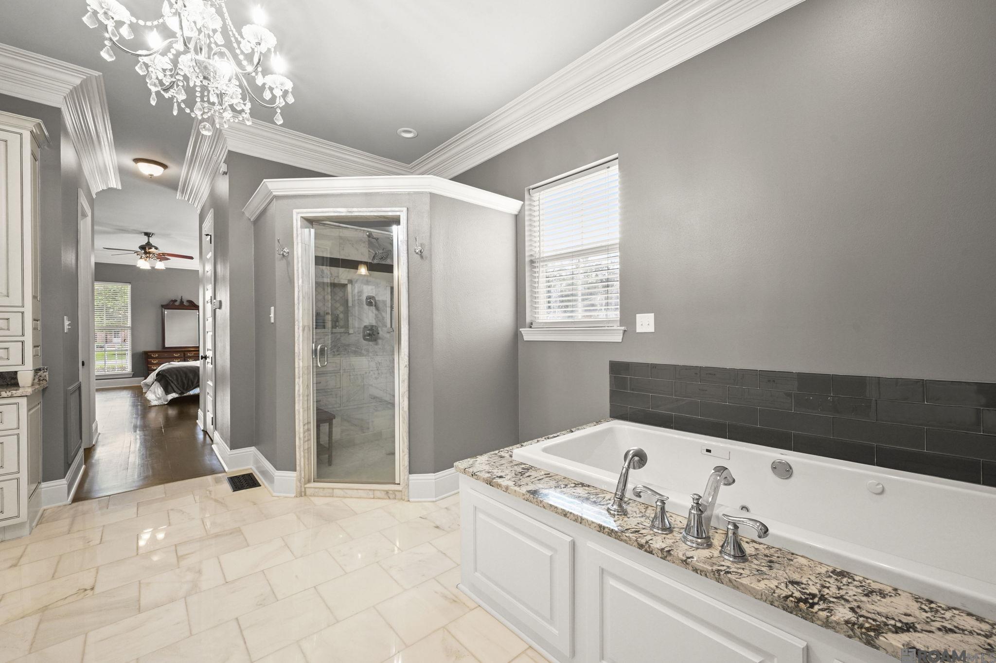 6323 Oak Cluster Dr