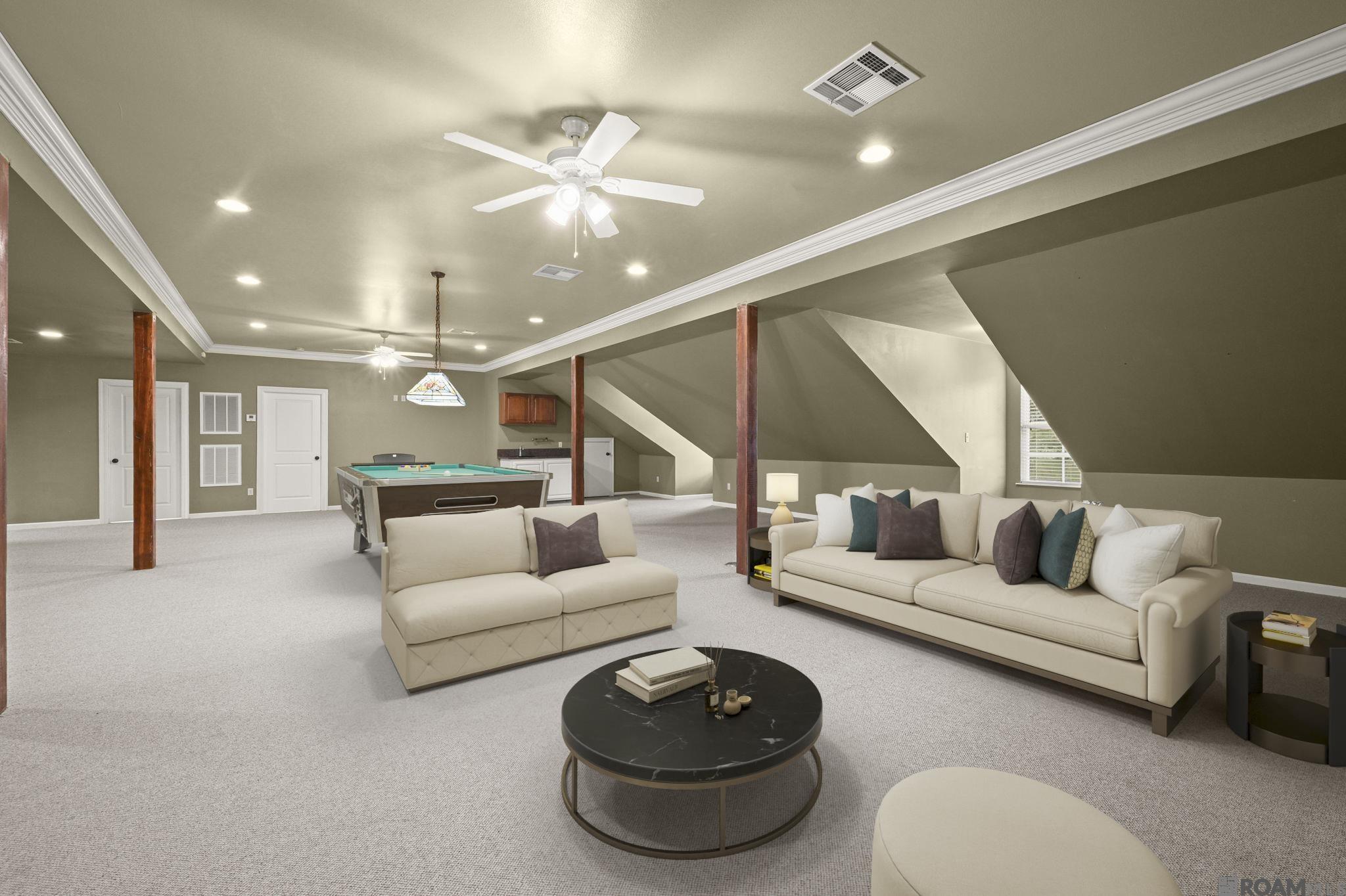 6323 Oak Cluster Dr
