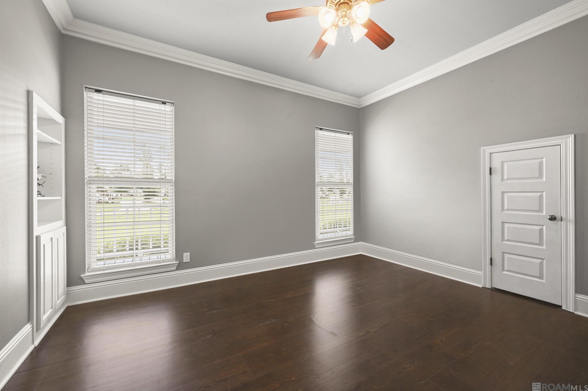 6323 Oak Cluster Dr