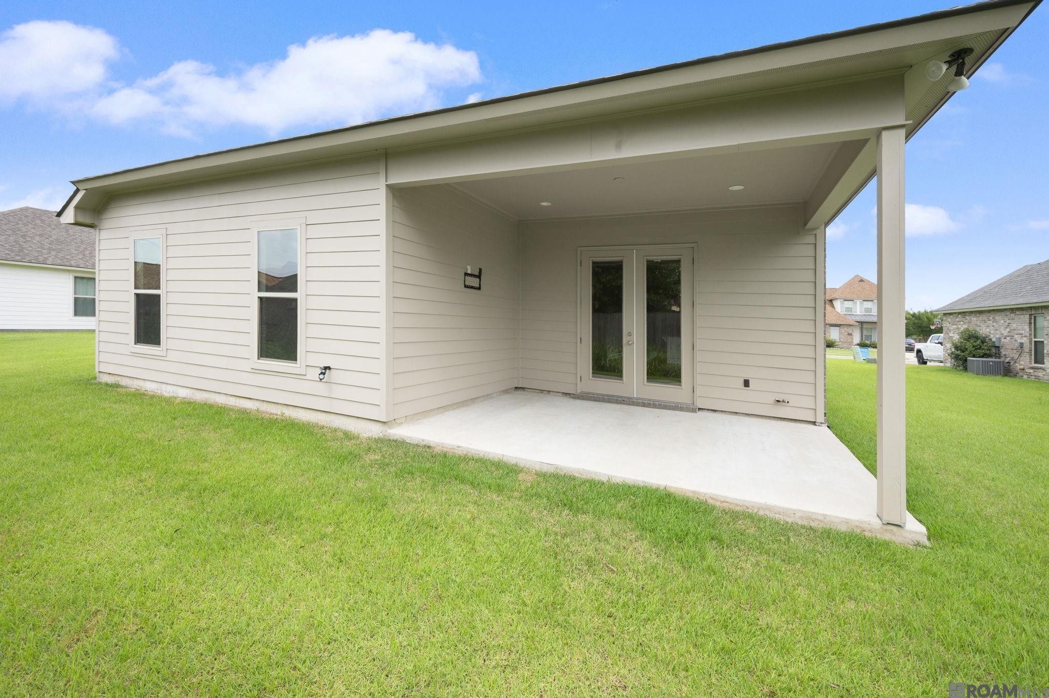 3703 Sandbar Dr