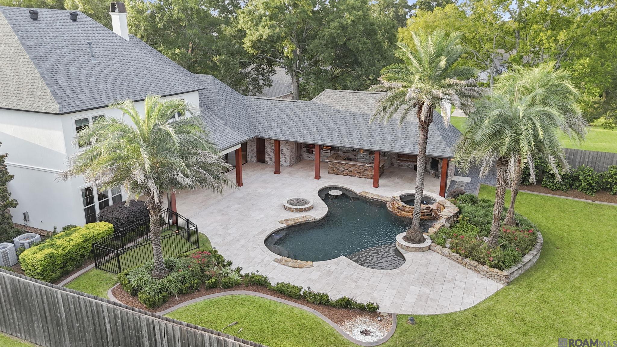 4505 Bluebonnet Rd