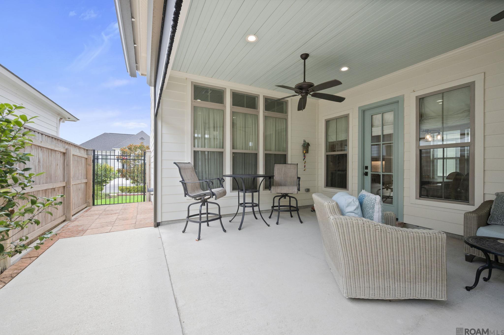 556 Glenthorne Dr