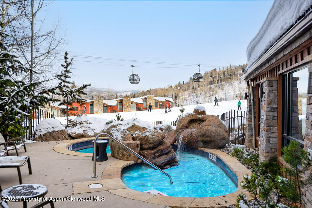 400 Wood Road Unit: 2113H