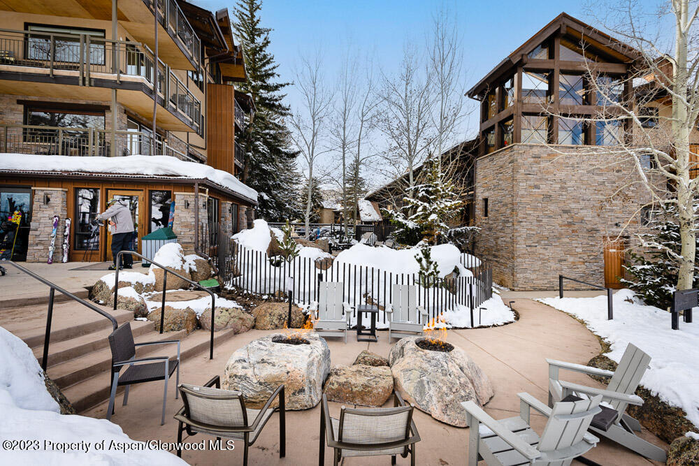 400 Wood Road Unit: 2113H