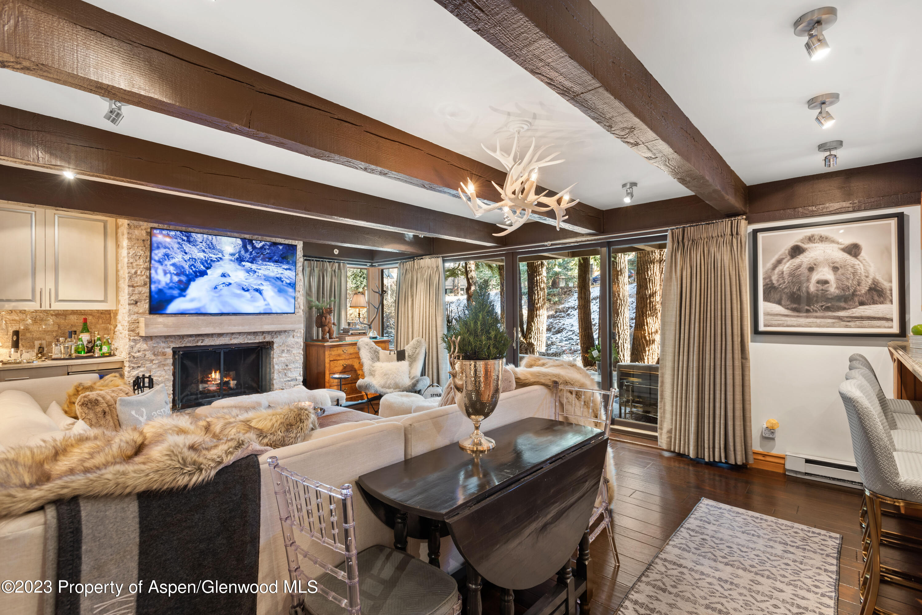 1034 E Cooper Avenue Unit: 4A