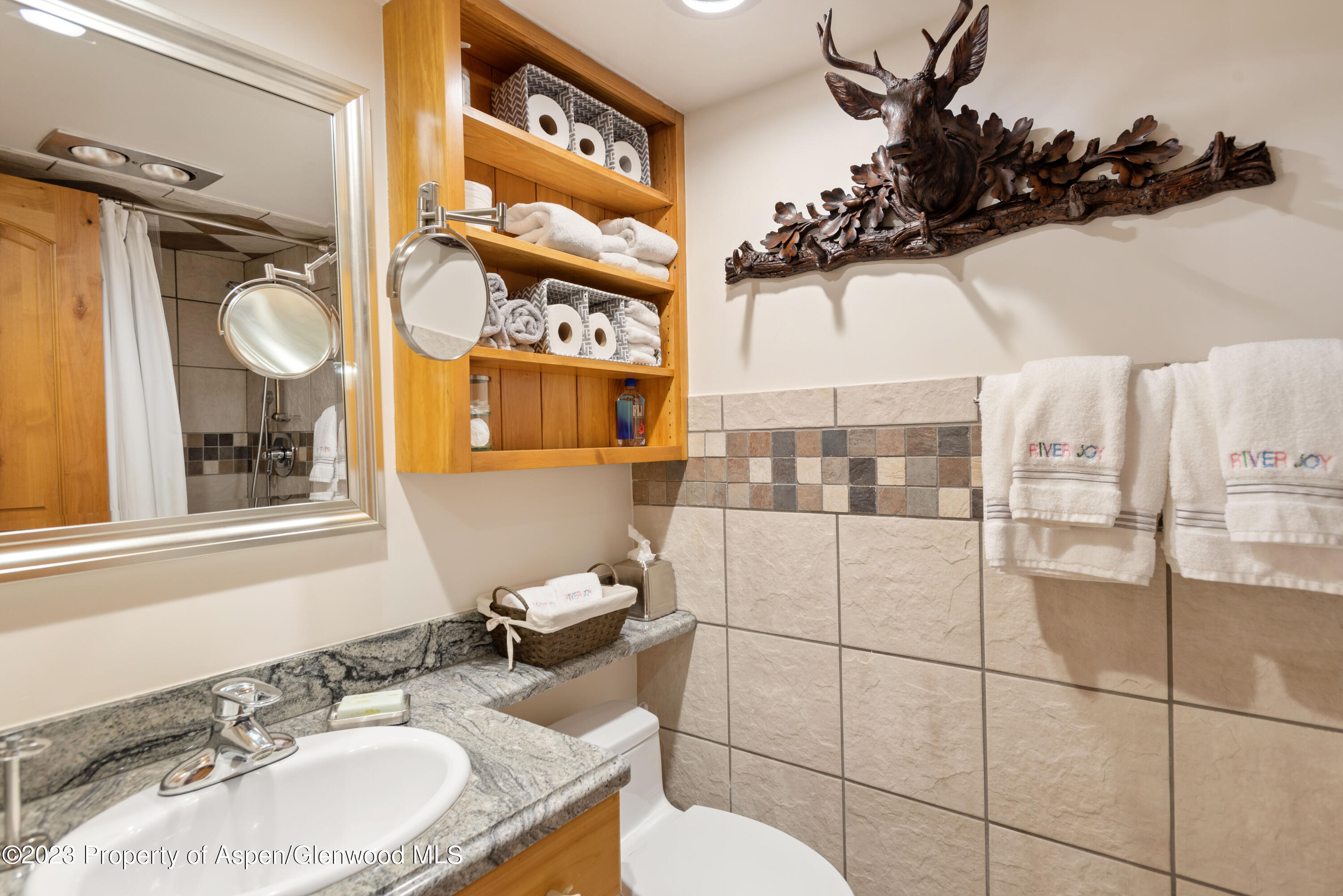 1034 E Cooper Avenue Unit: 4A