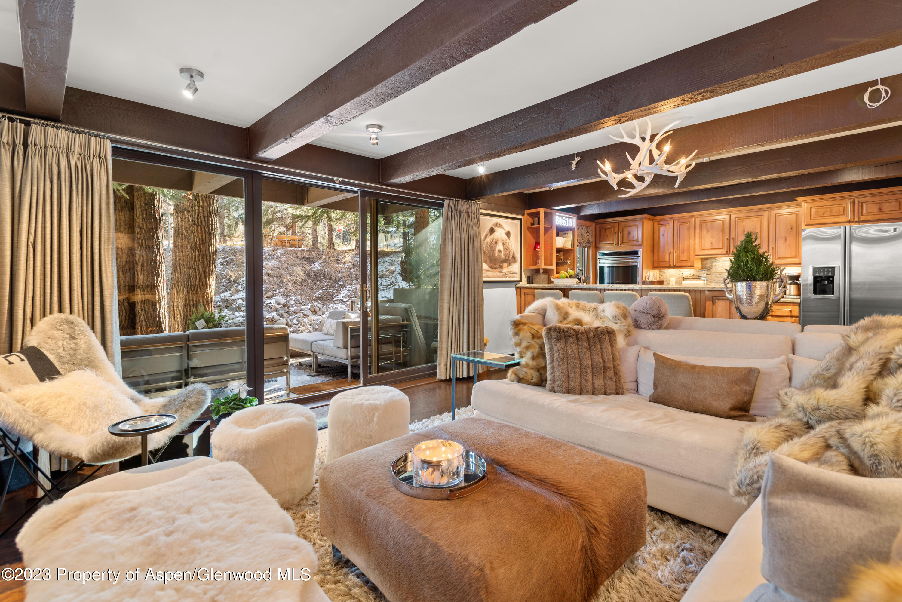 1034 E Cooper Avenue Unit: 4A