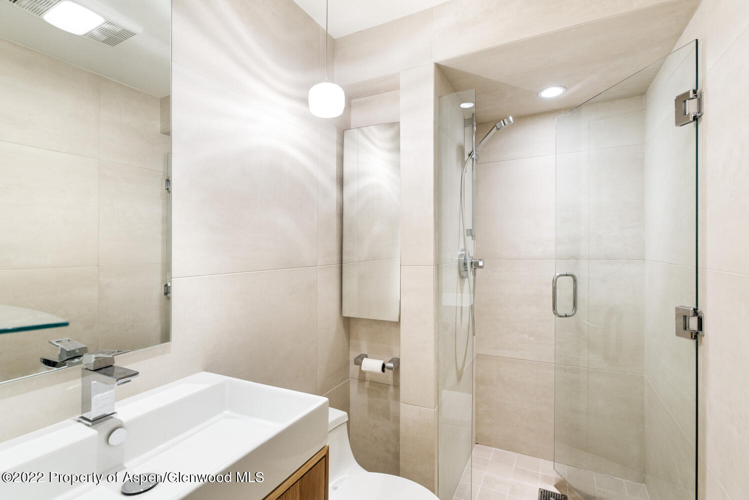 100 N 8th Street 20
