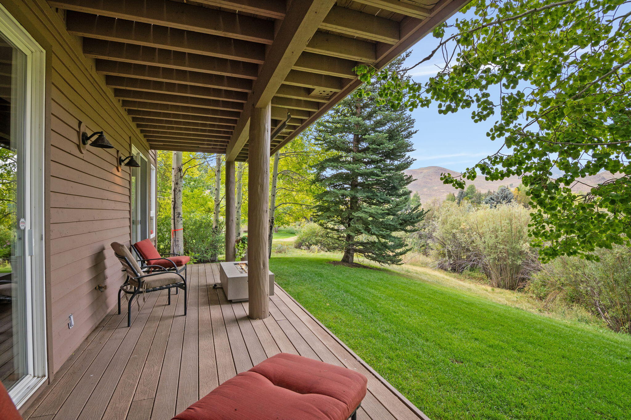 4627 Arrowwood Condo Dr