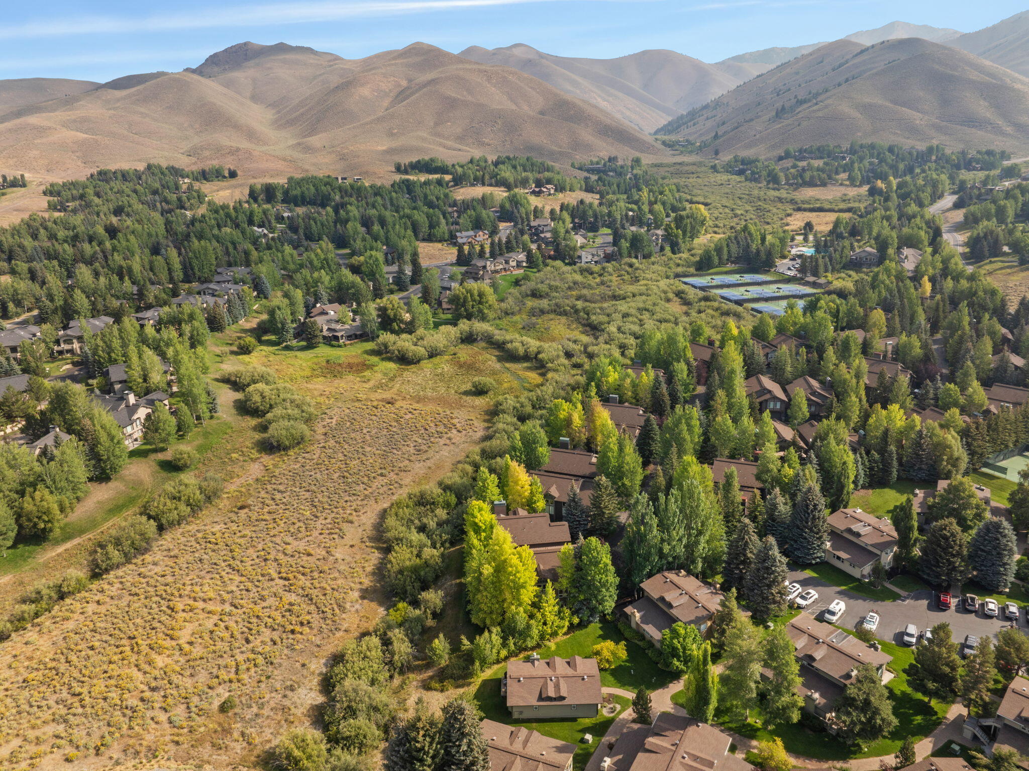 4627 Arrowwood Condo Dr