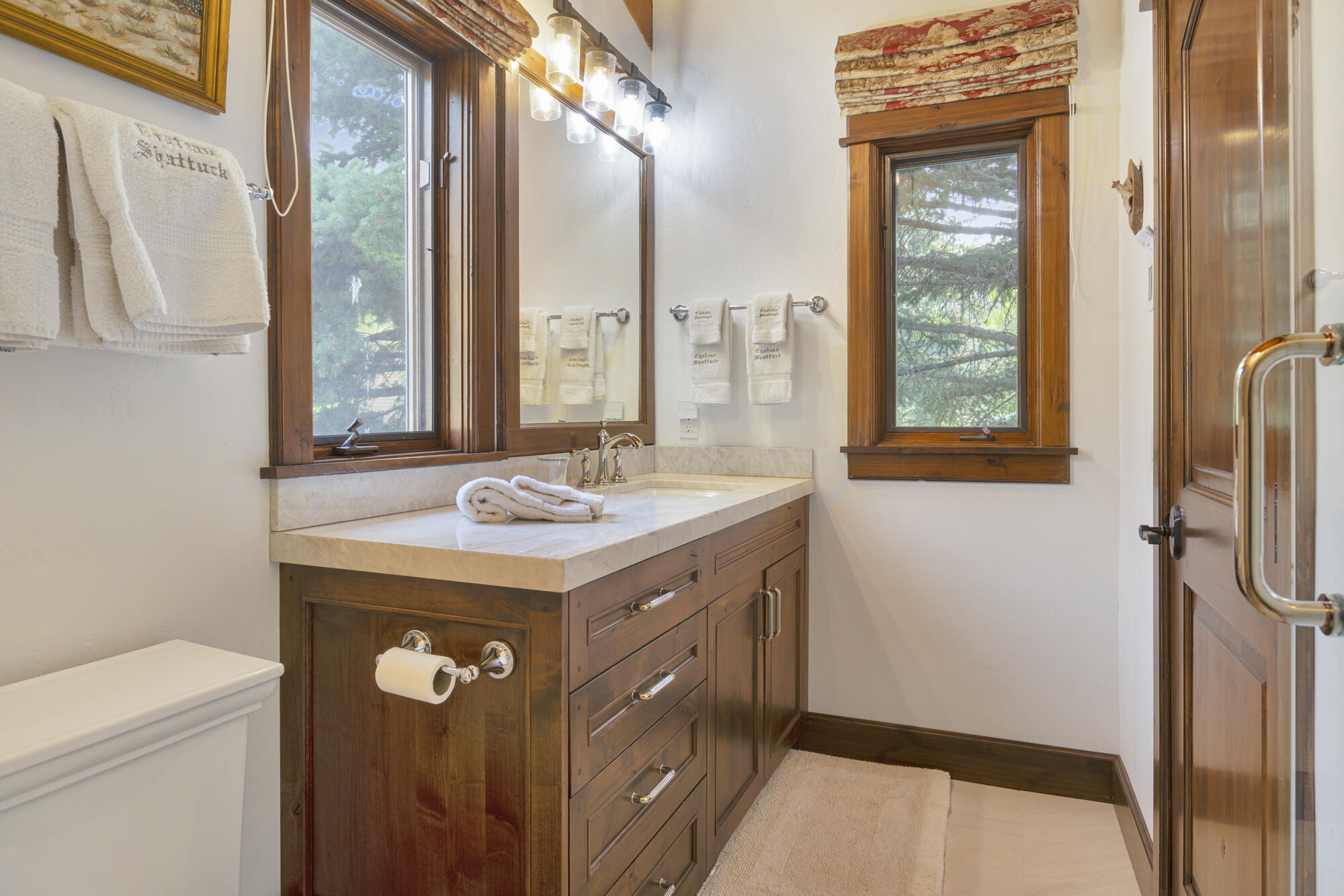 215 Bald Mountain Rd, 2