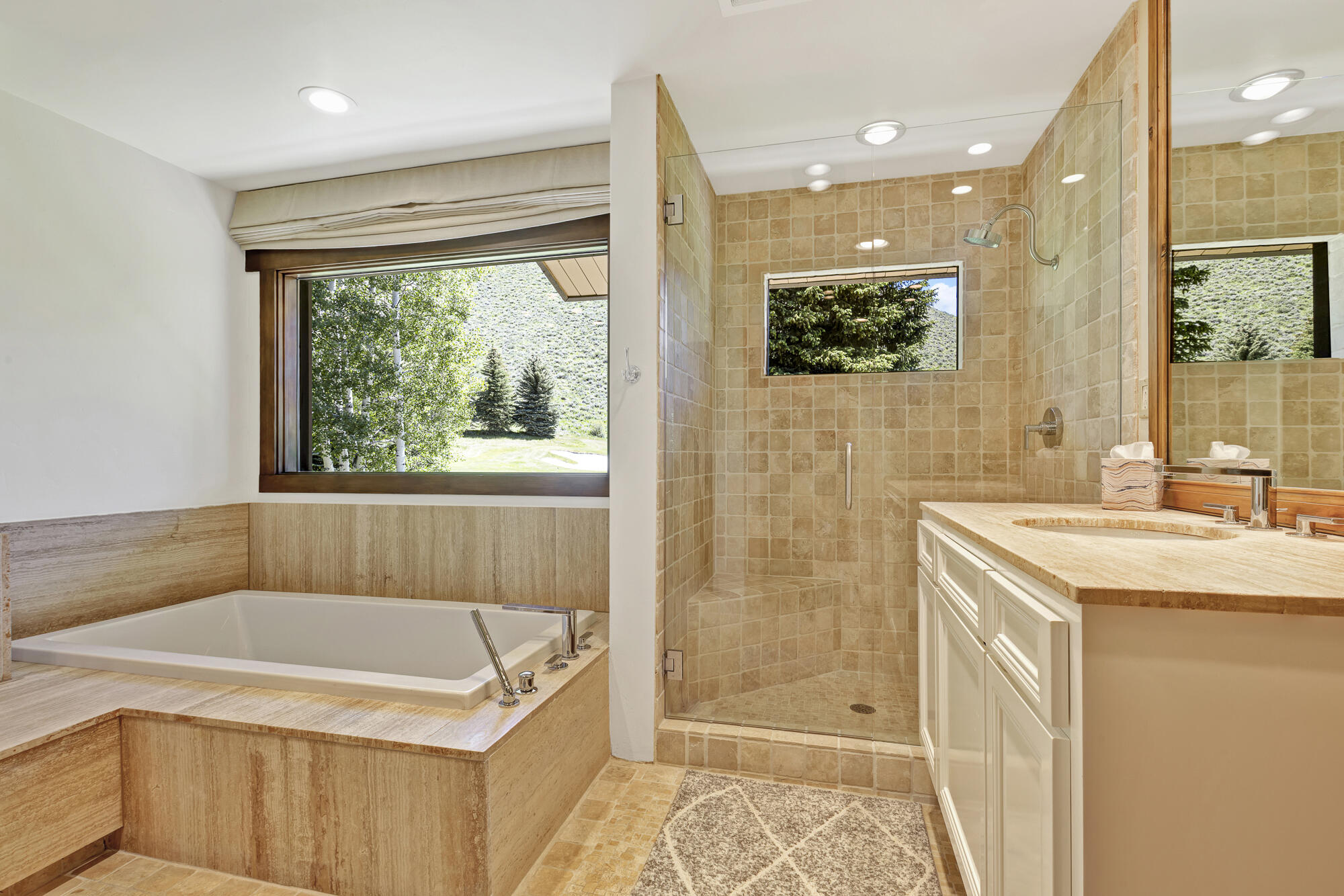 512 Fairway Rd