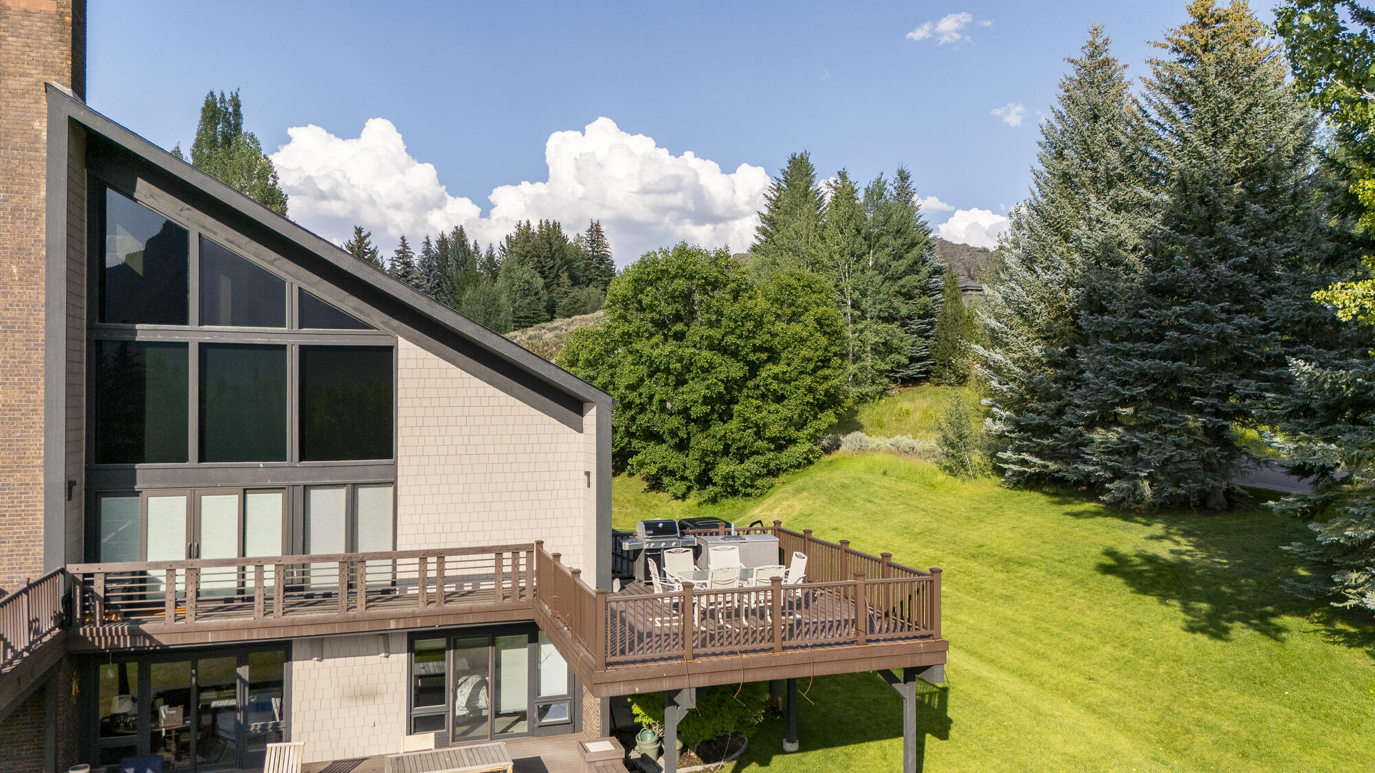 127 Saddle Rd C23