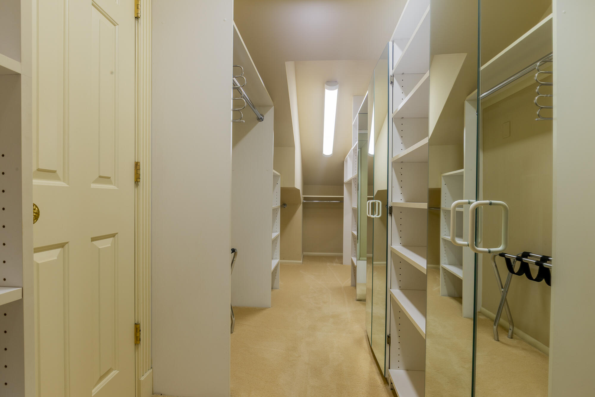 127 Saddle Rd C23
