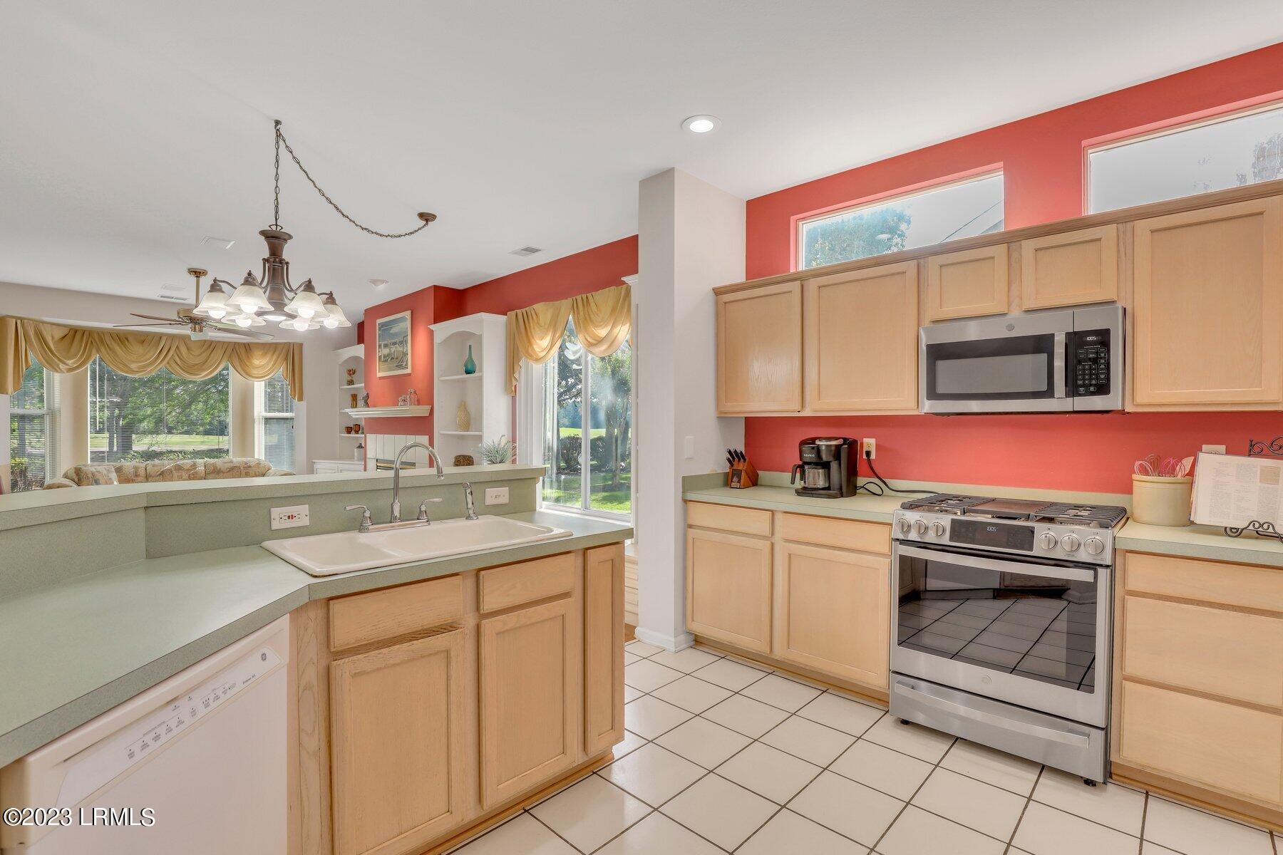150 Colonel Thomas Heyward Road