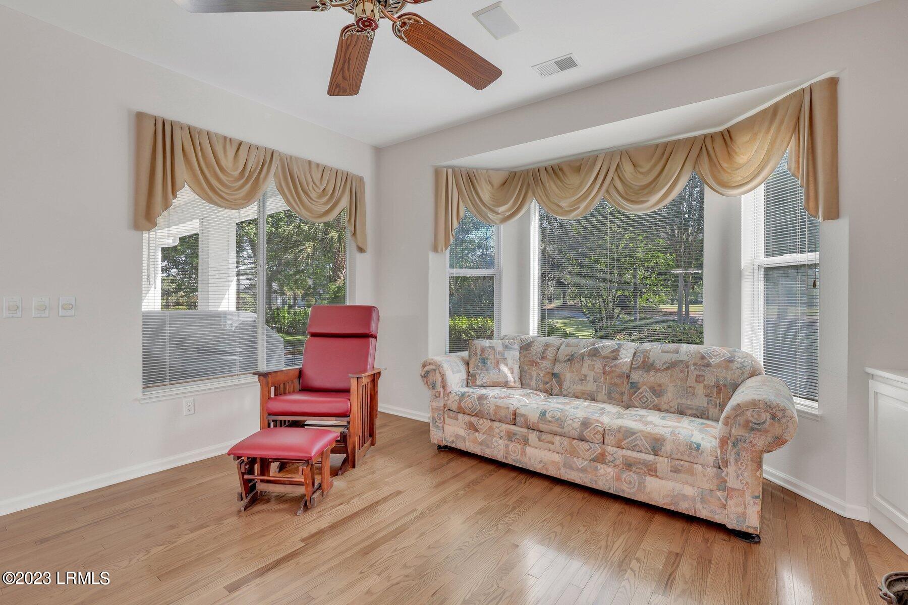 150 Colonel Thomas Heyward Road