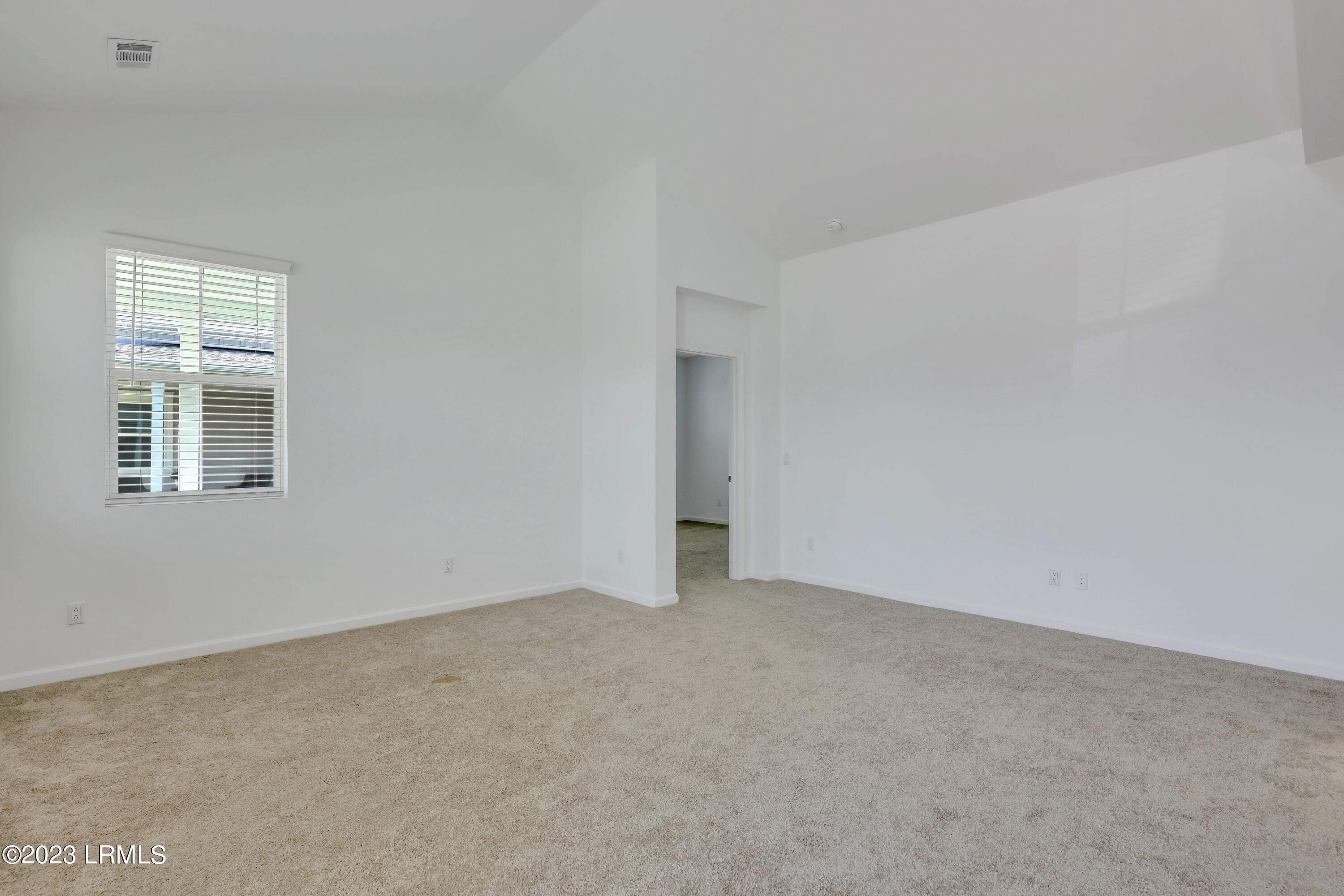 1605 Shoreside Drive, 102
