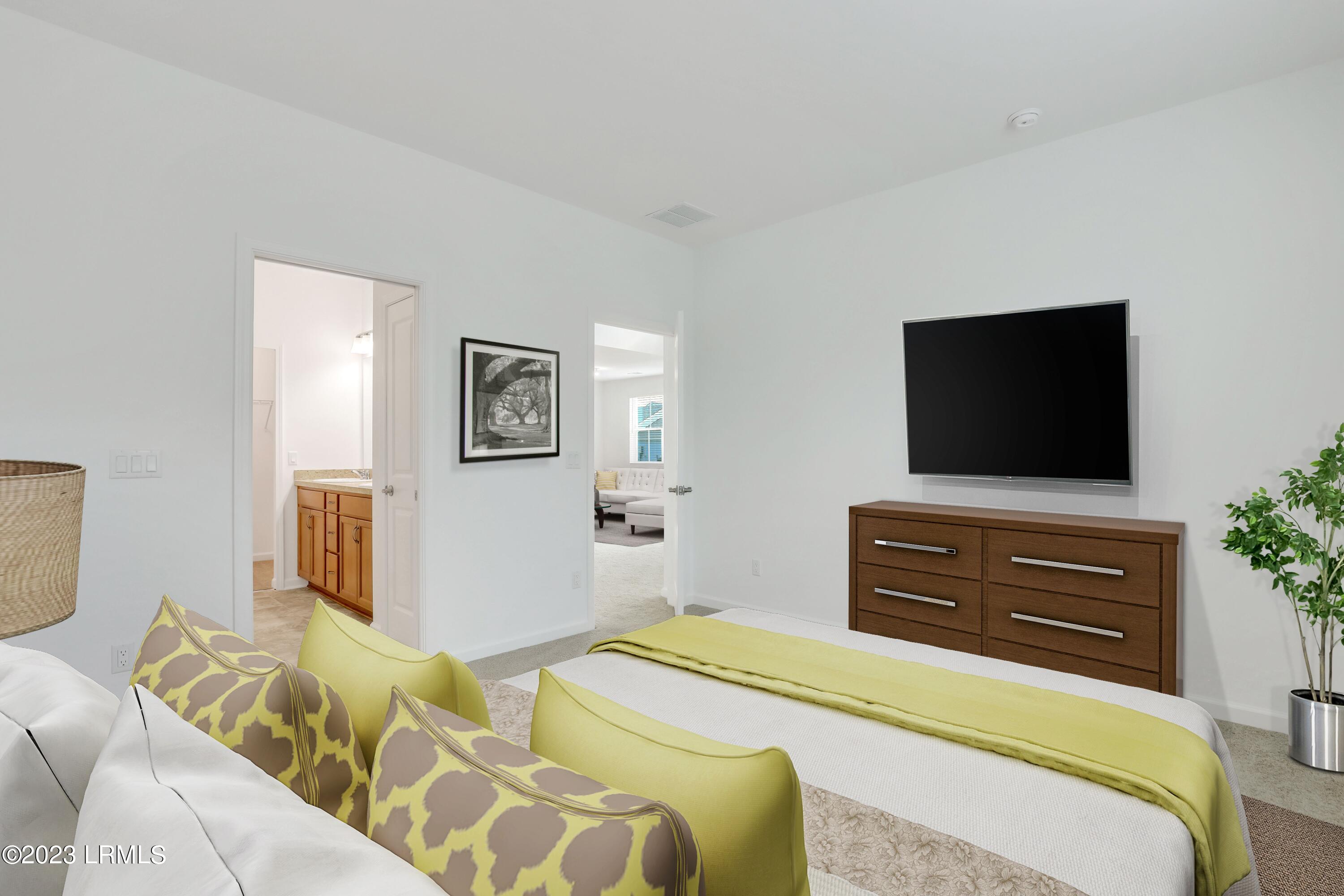1605 Shoreside Drive, 102