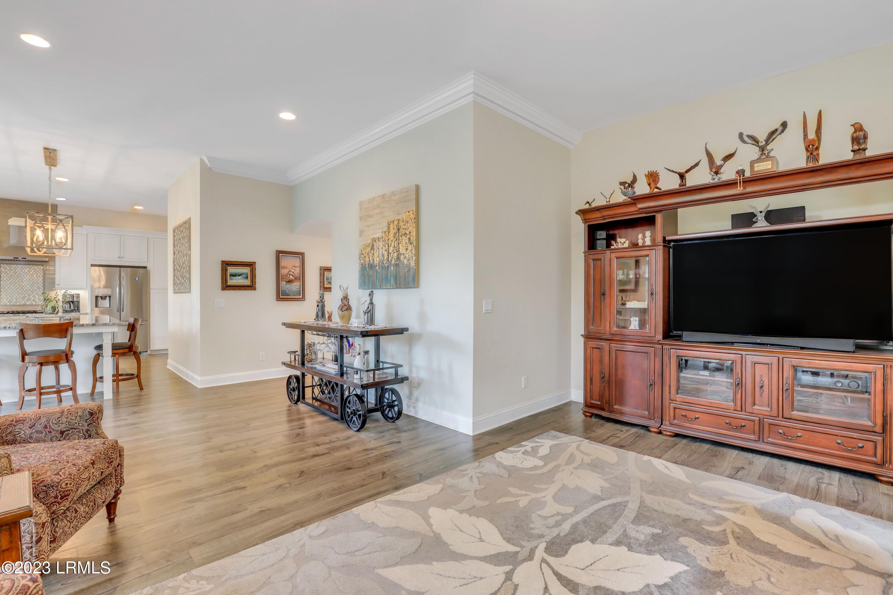 6 Oyster Reef Cove
