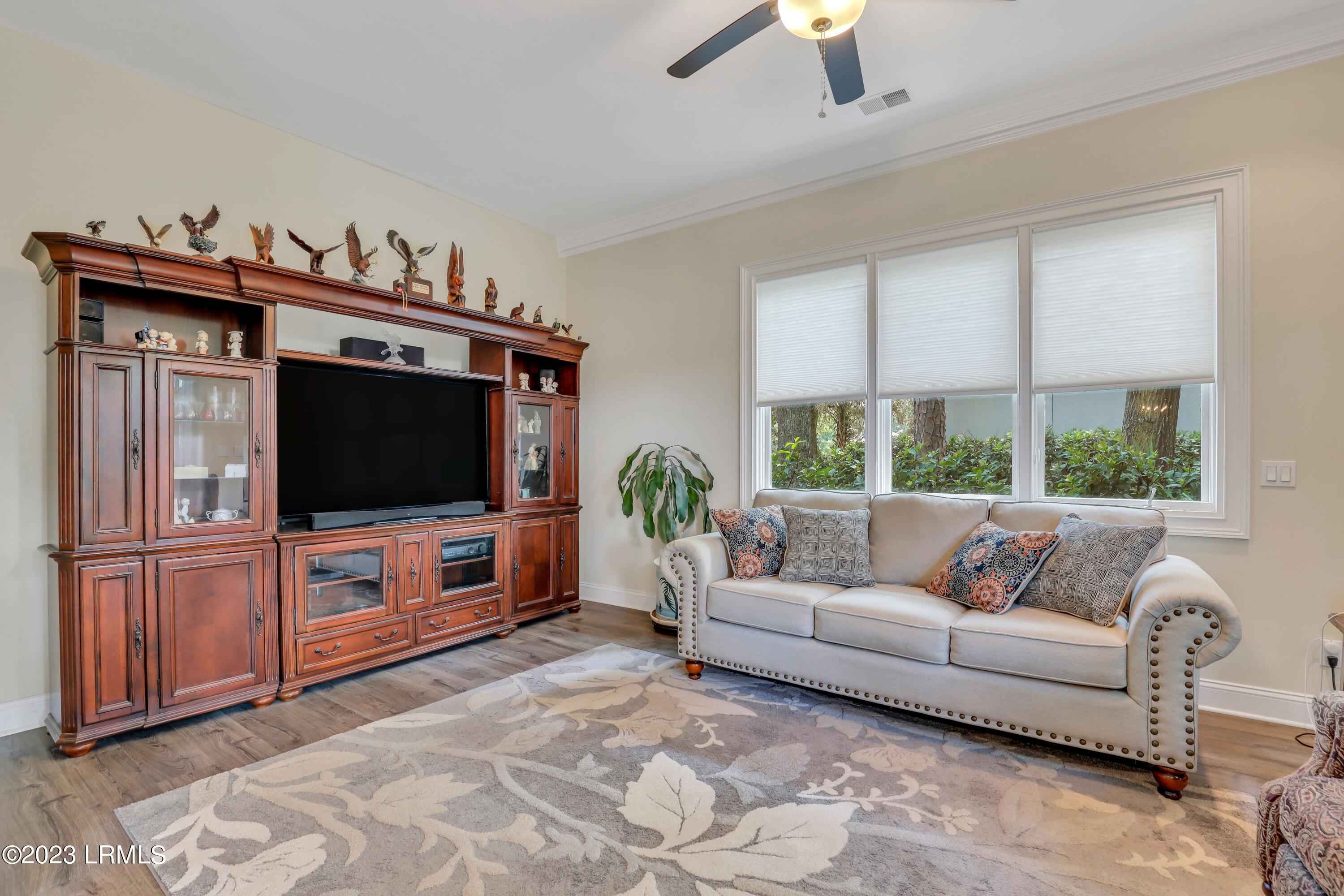 6 Oyster Reef Cove