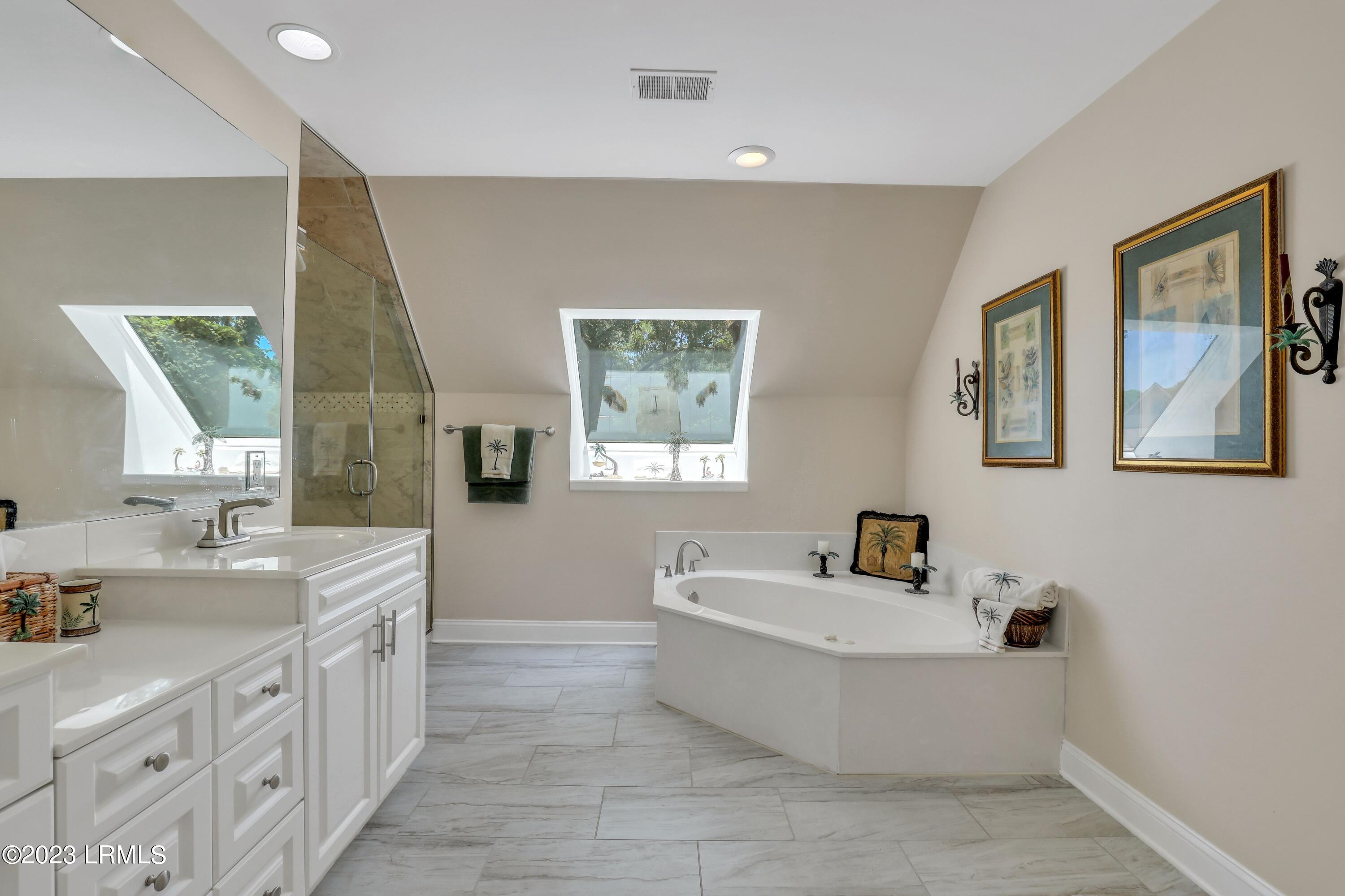 6 Oyster Reef Cove