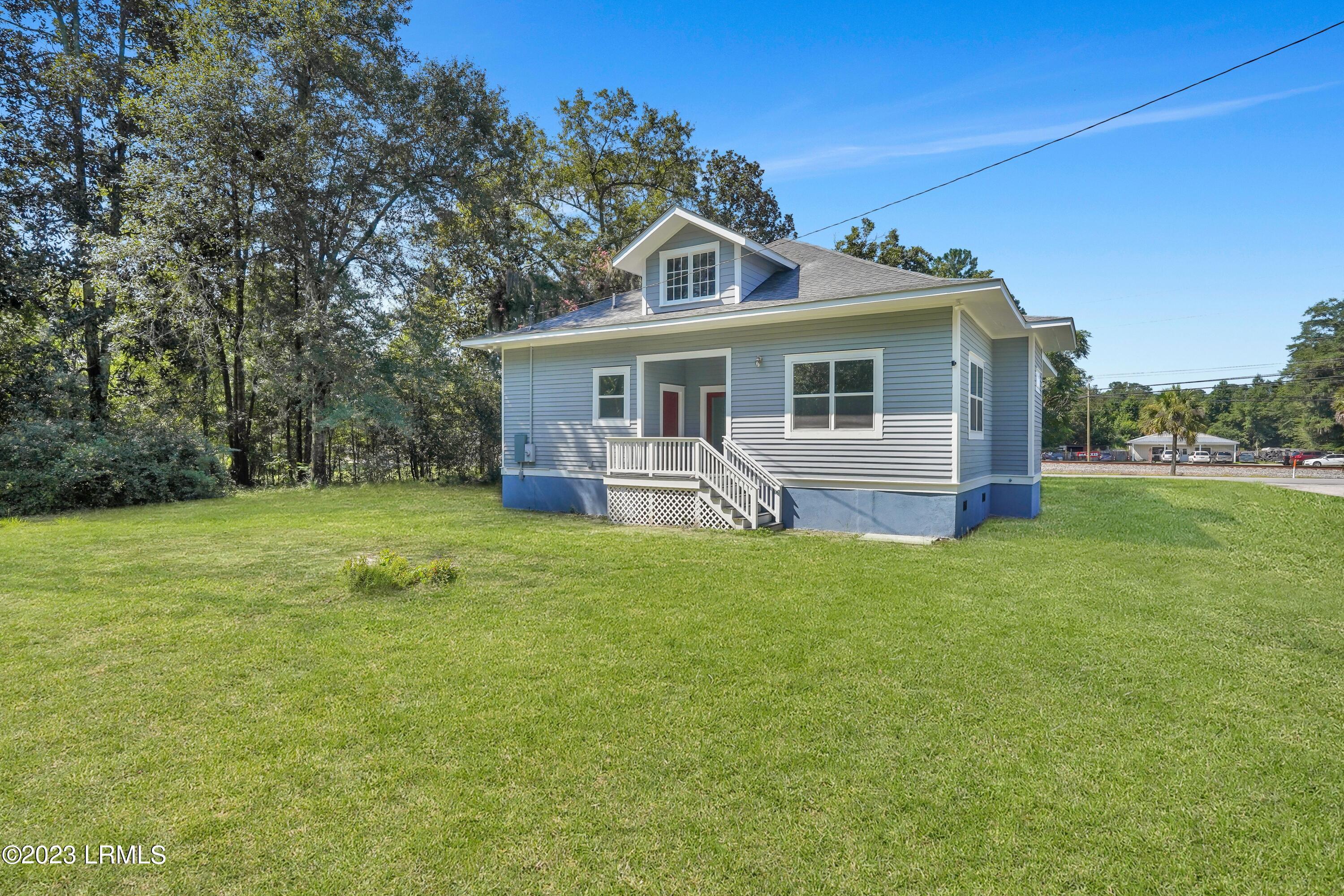 264 W Palmetto Avenue
