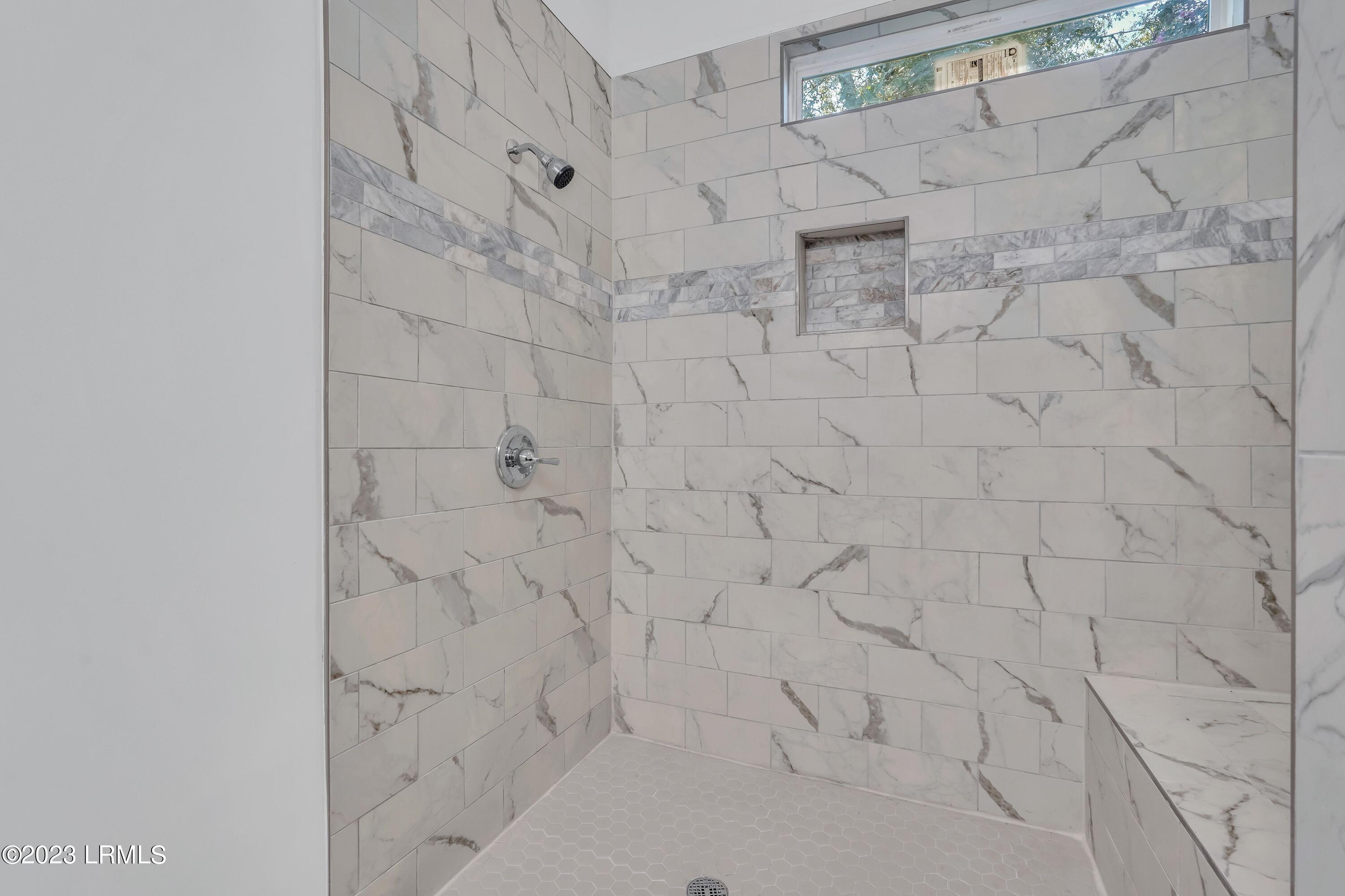 264 W Palmetto Avenue