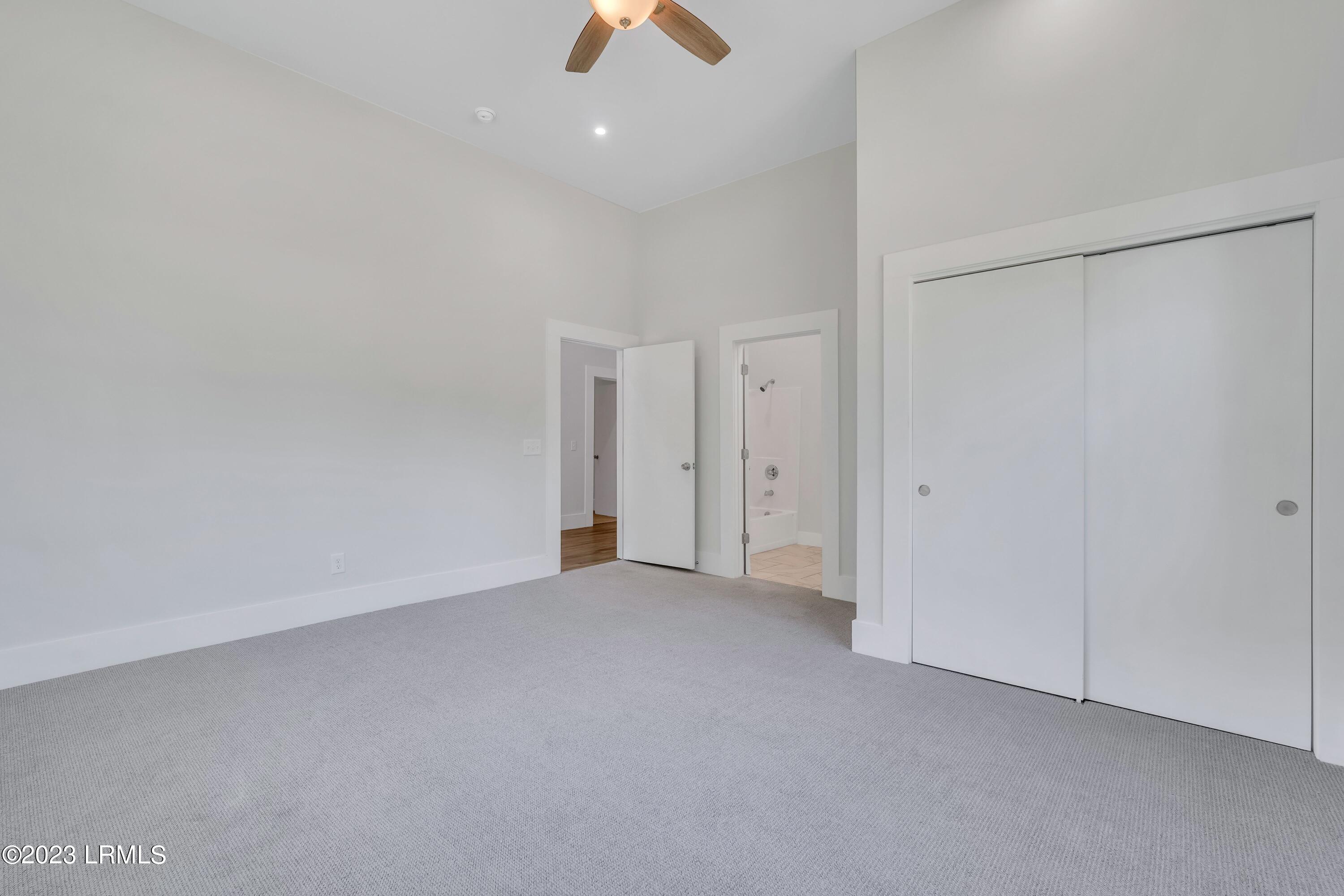 264 W Palmetto Avenue