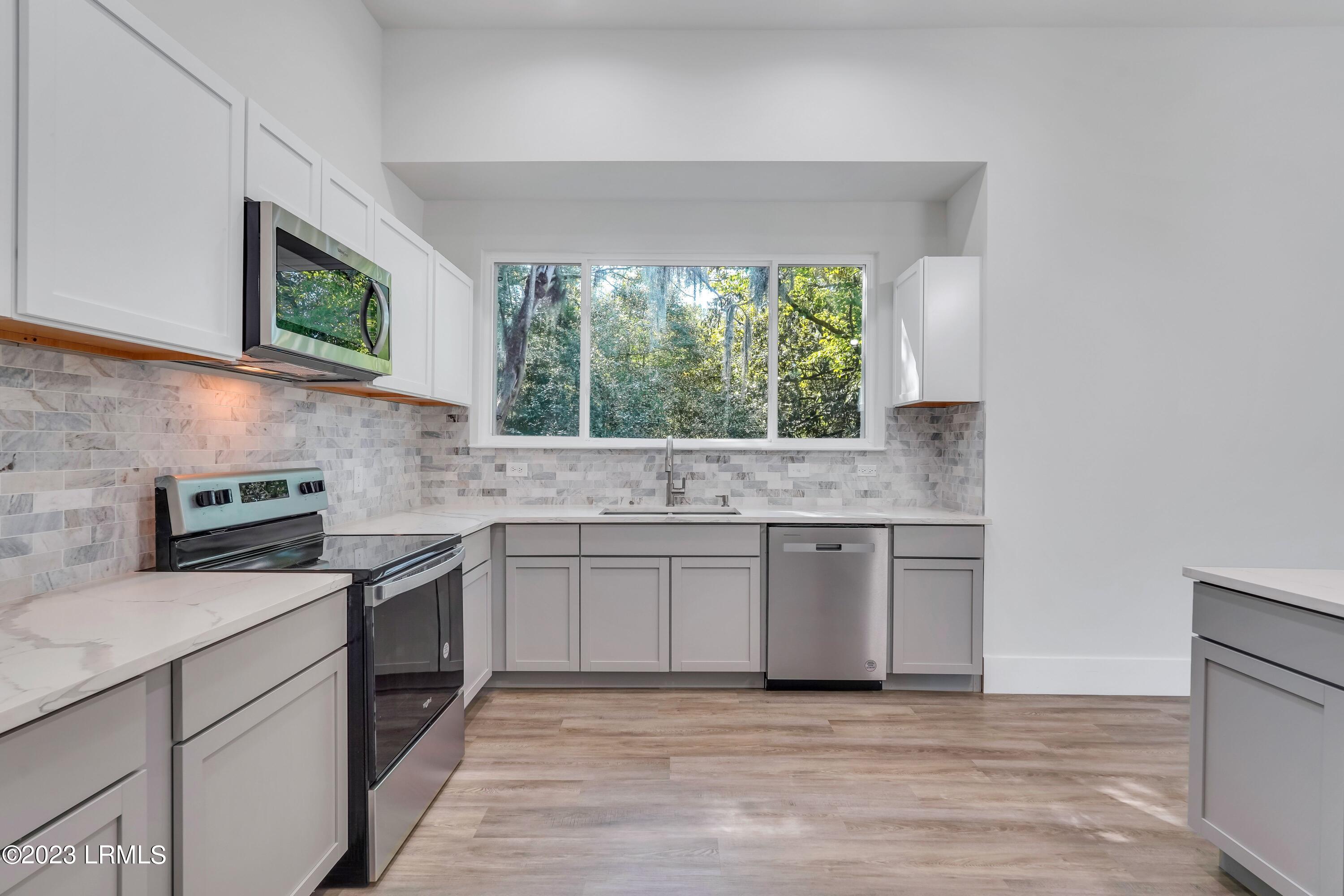 264 W Palmetto Avenue
