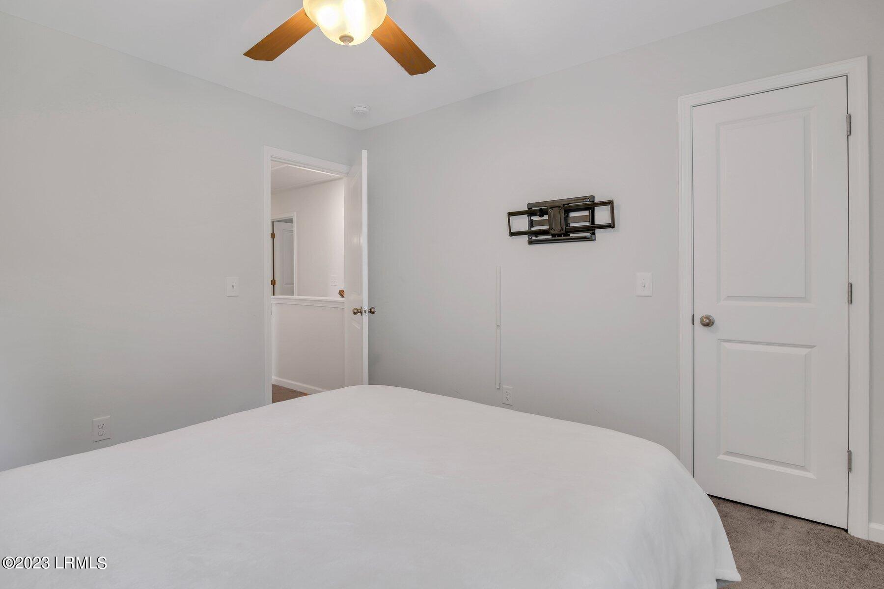 138 Scarlet Oak