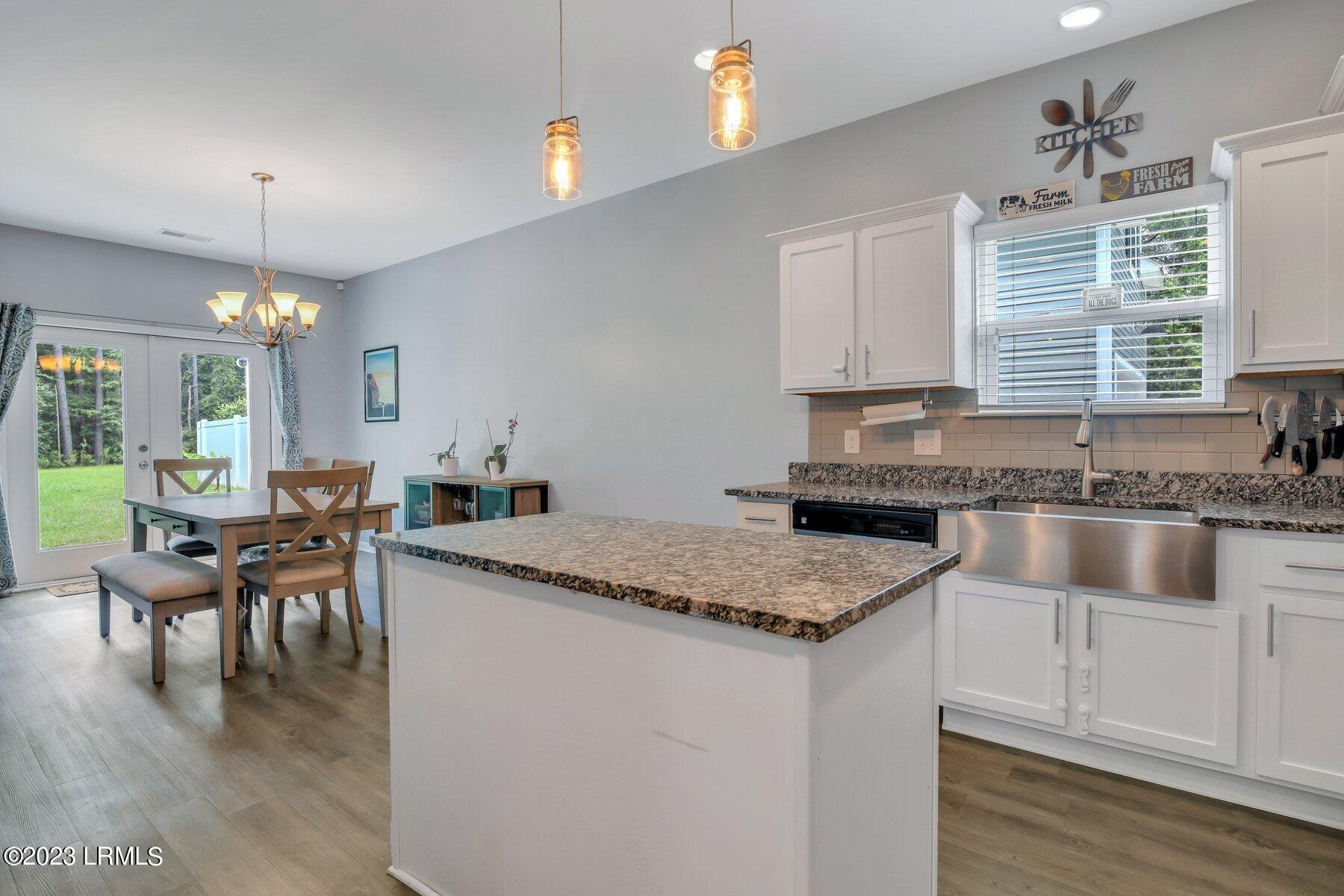 138 Scarlet Oak