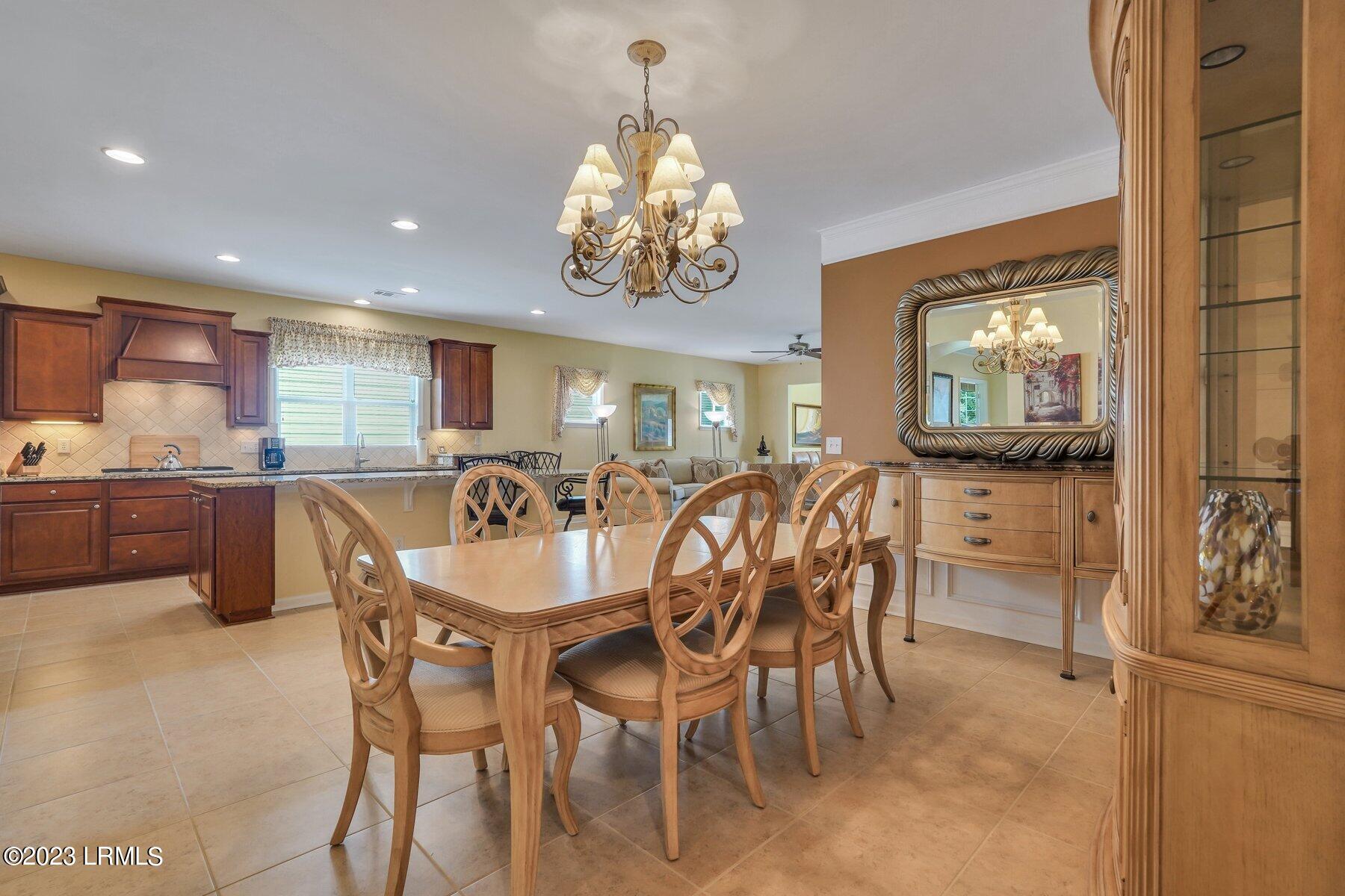 121 Knollwood Court