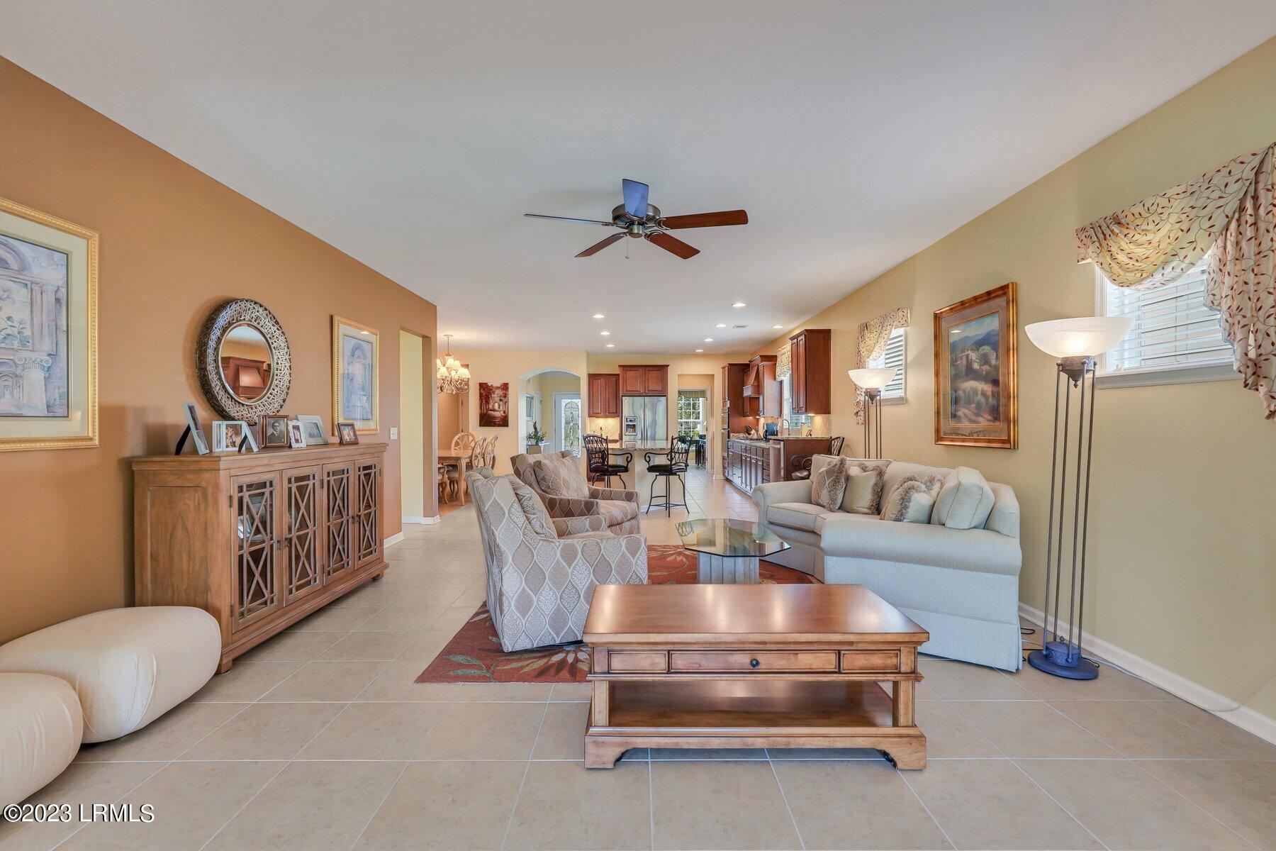 121 Knollwood Court