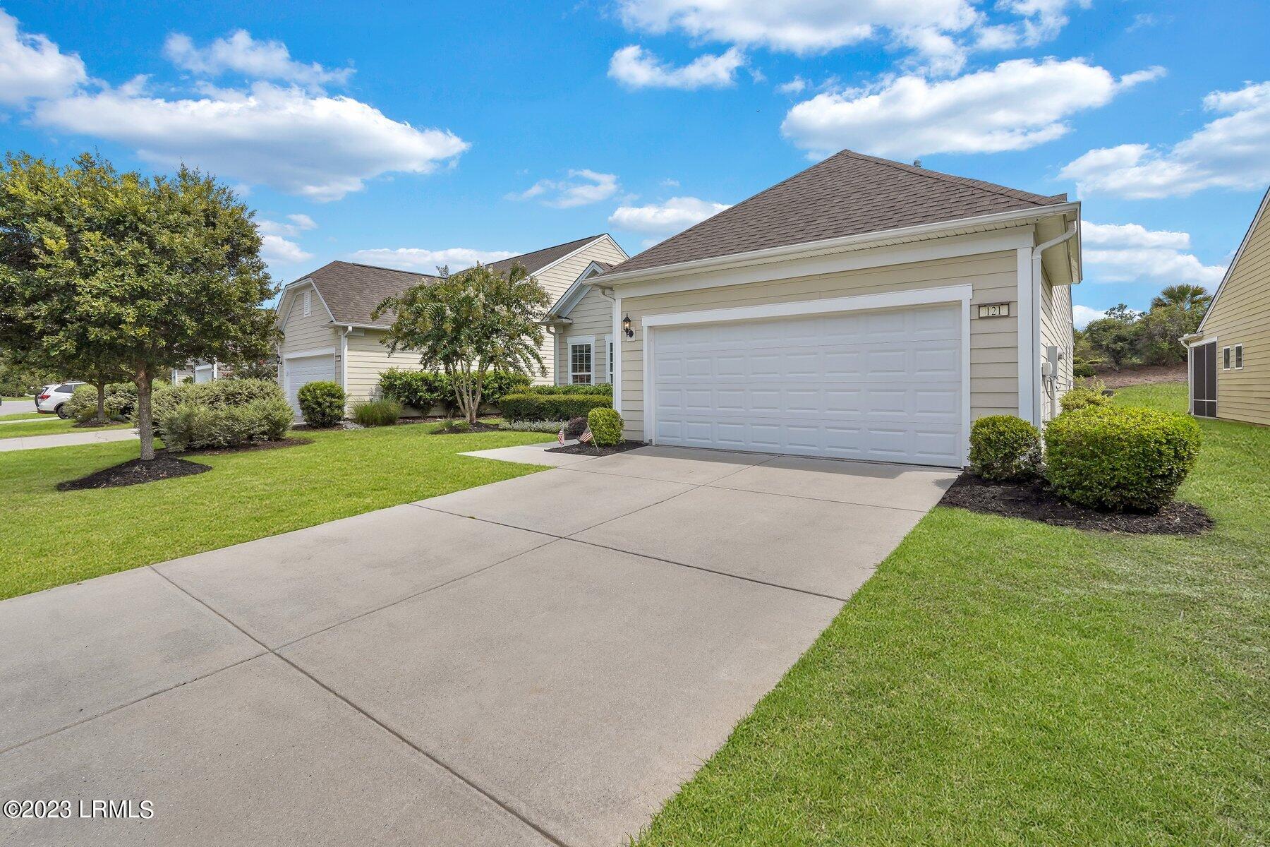 121 Knollwood Court