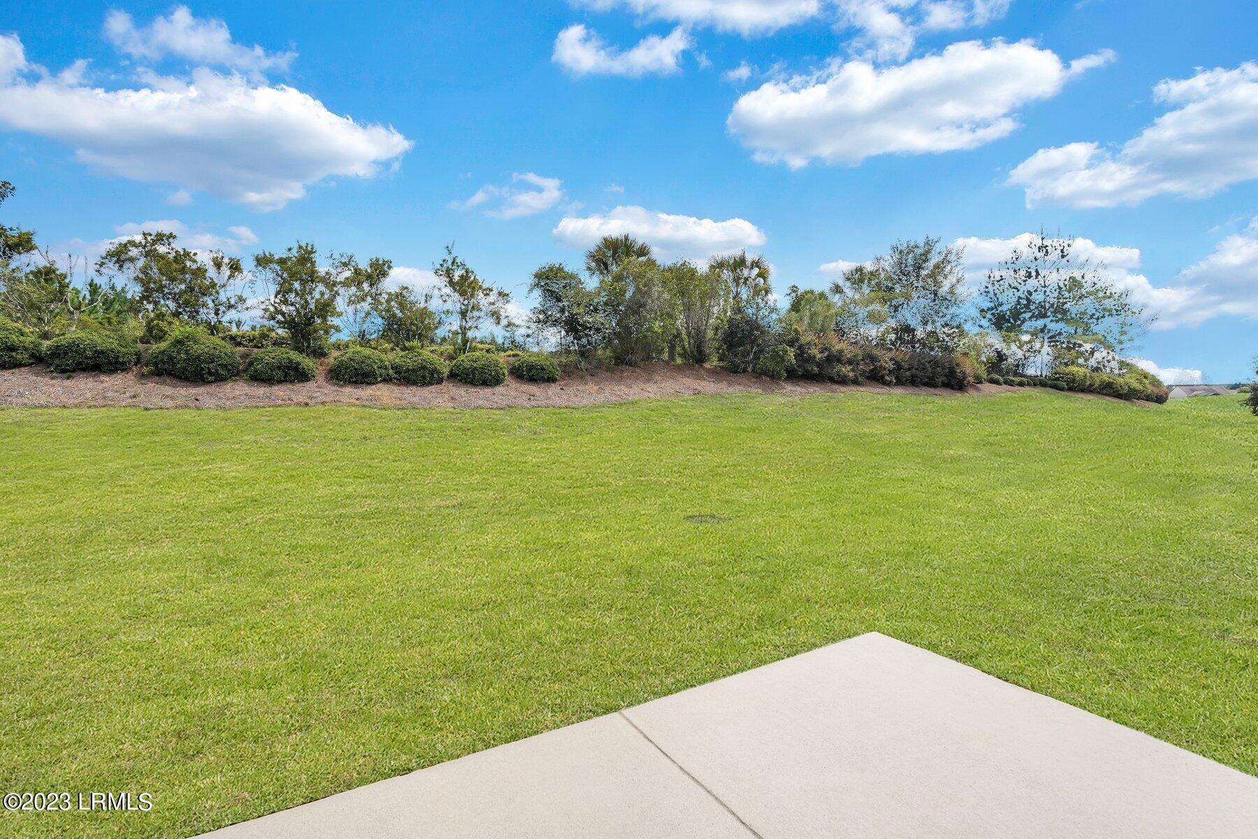 121 Knollwood Court
