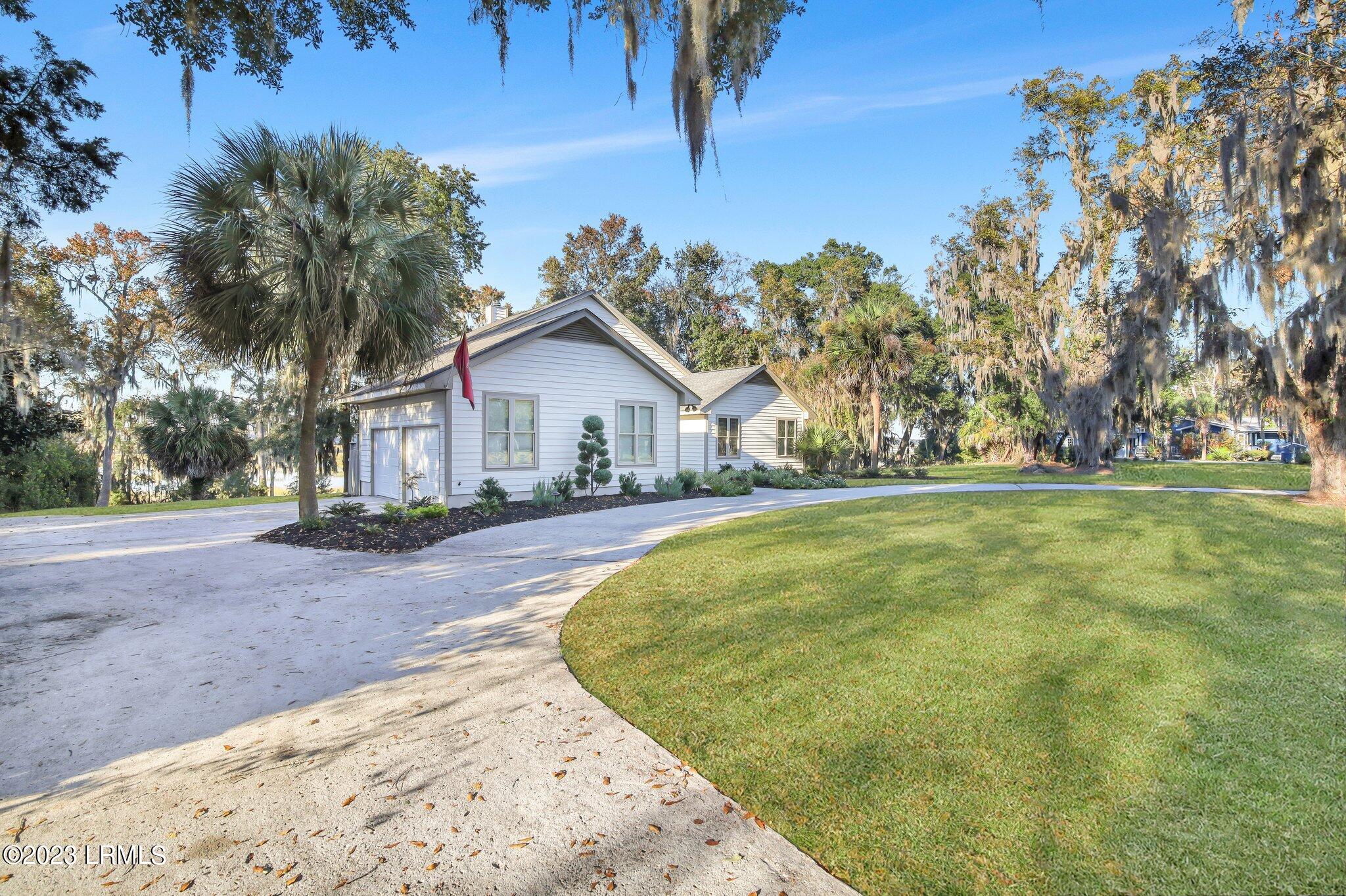 36 Seabrook Point Drive