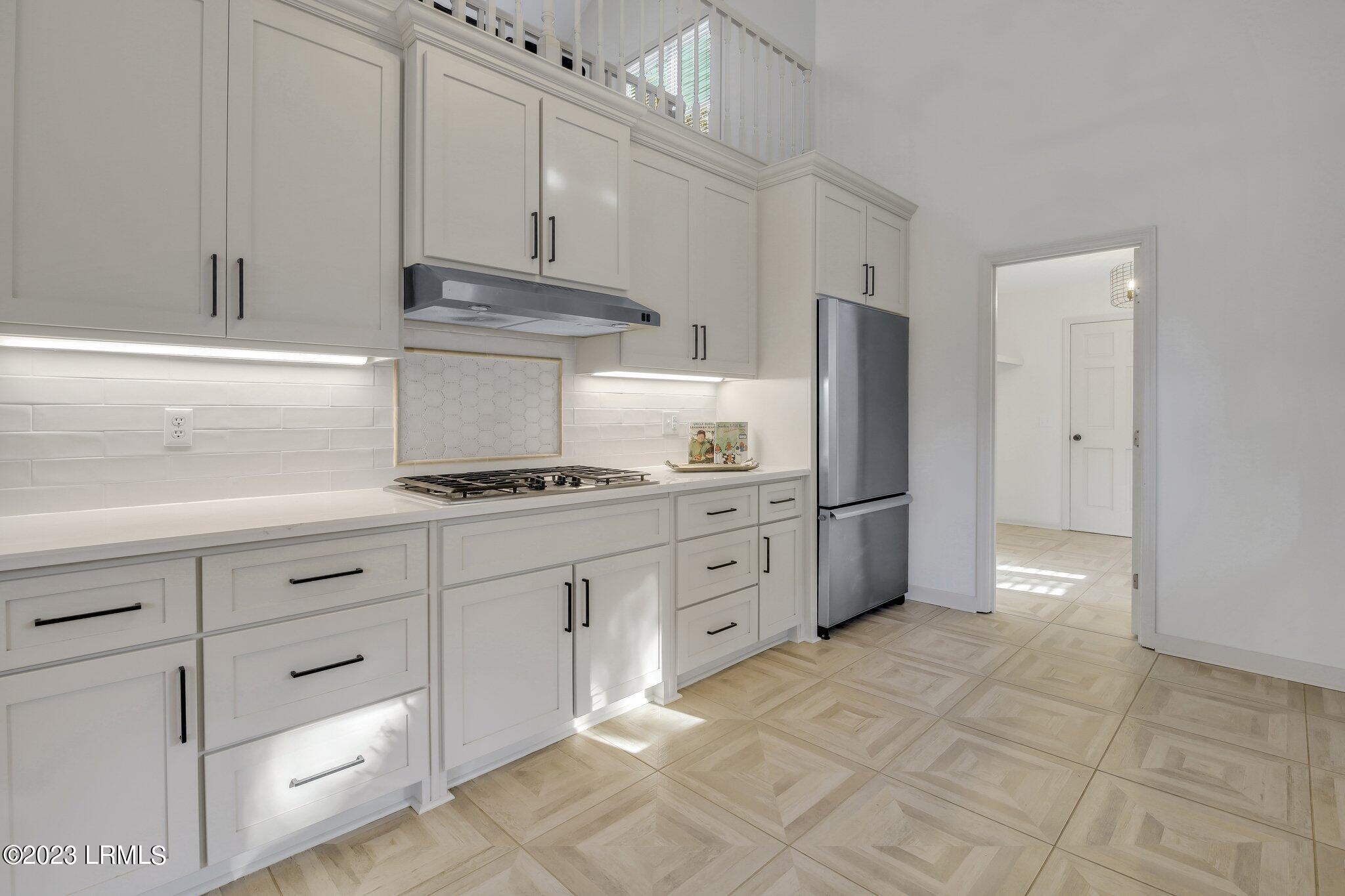 36 Seabrook Point Drive
