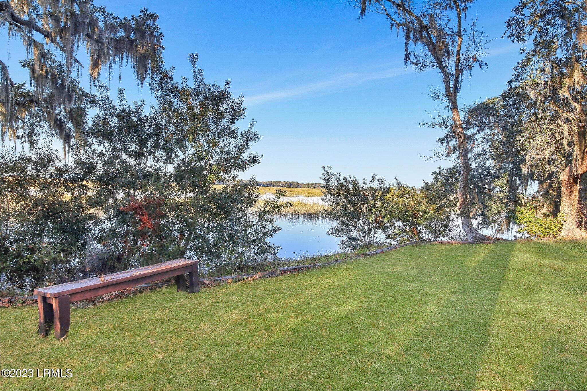 36 Seabrook Point Drive
