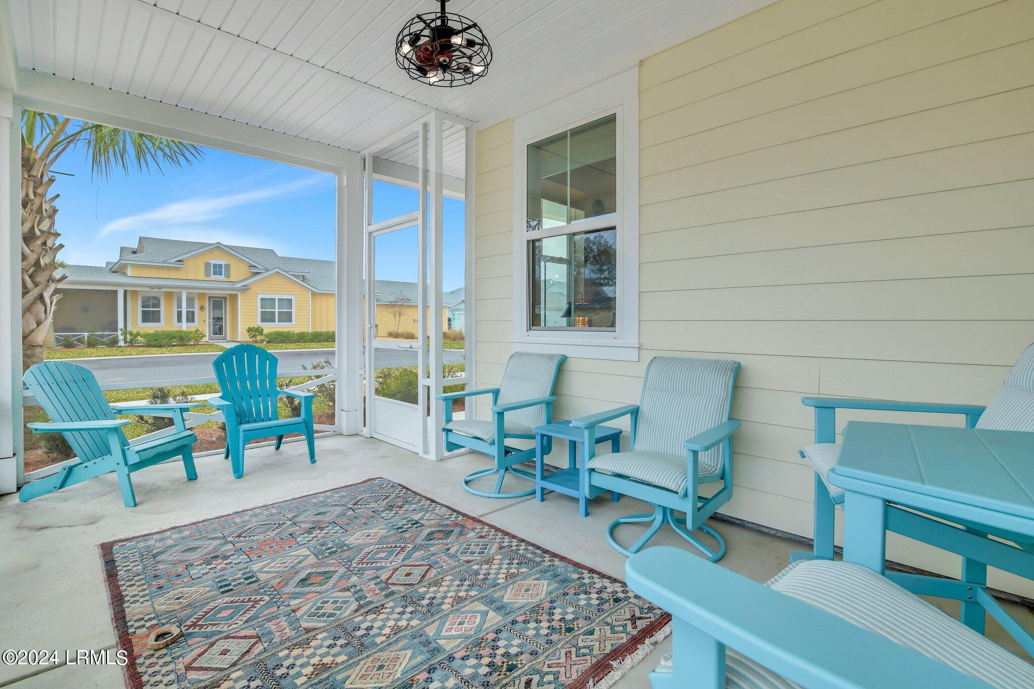 215 Barefoot Lane, 101