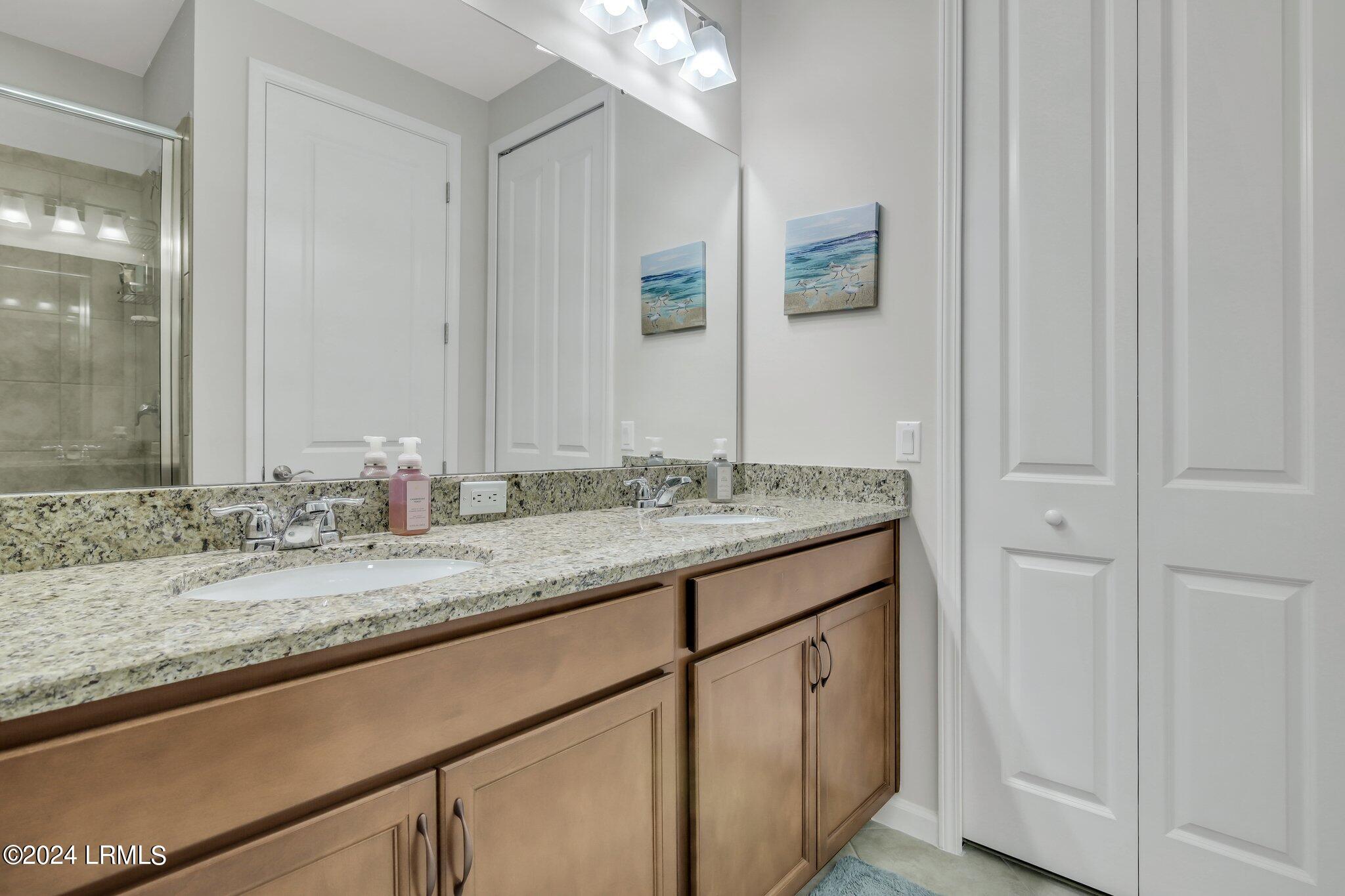 215 Barefoot Lane, 101
