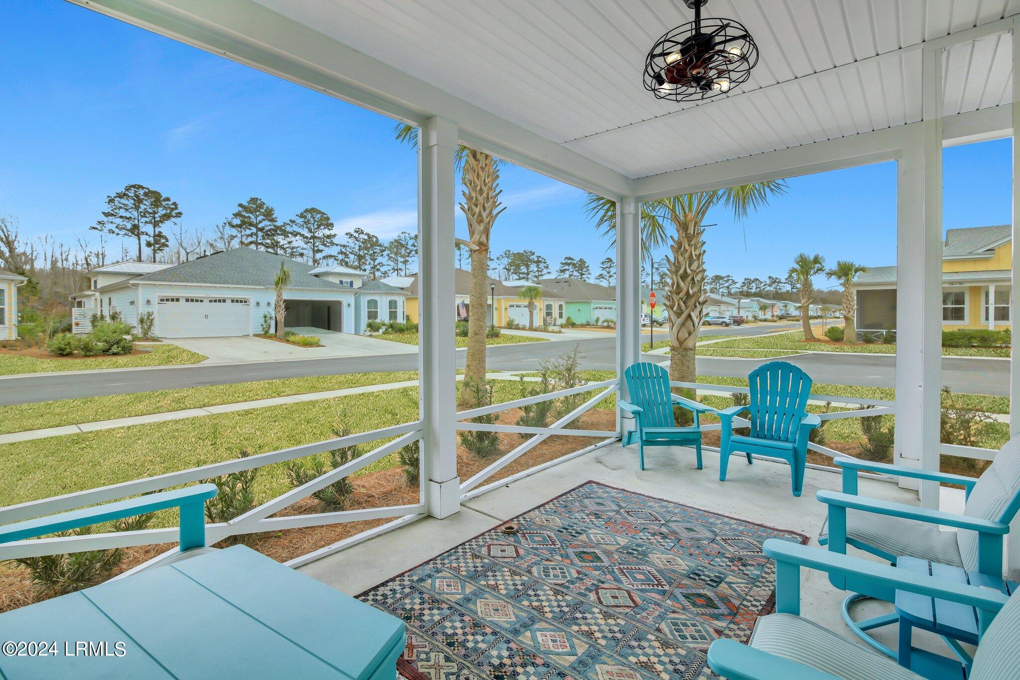 215 Barefoot Lane, 101