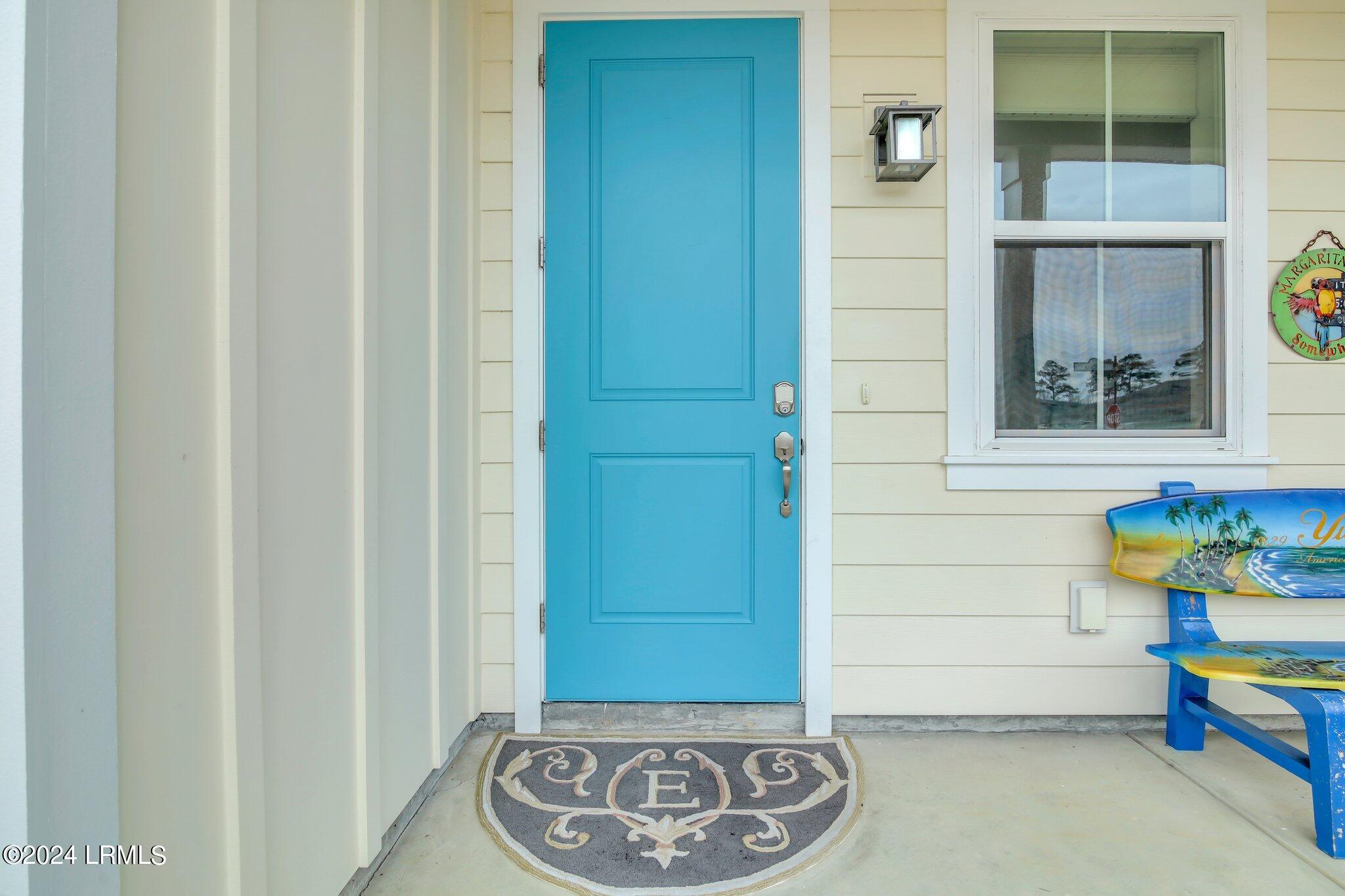 215 Barefoot Lane, 101