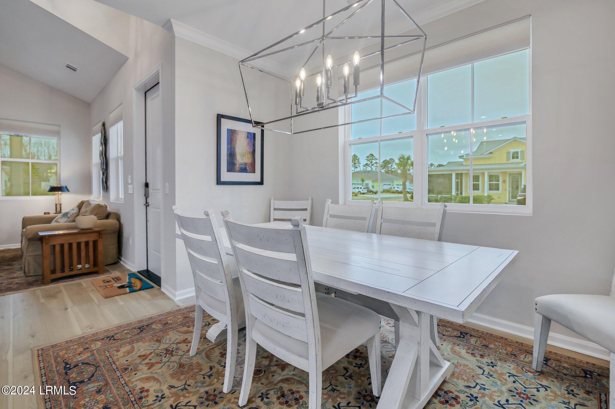 215 Barefoot Lane, 101